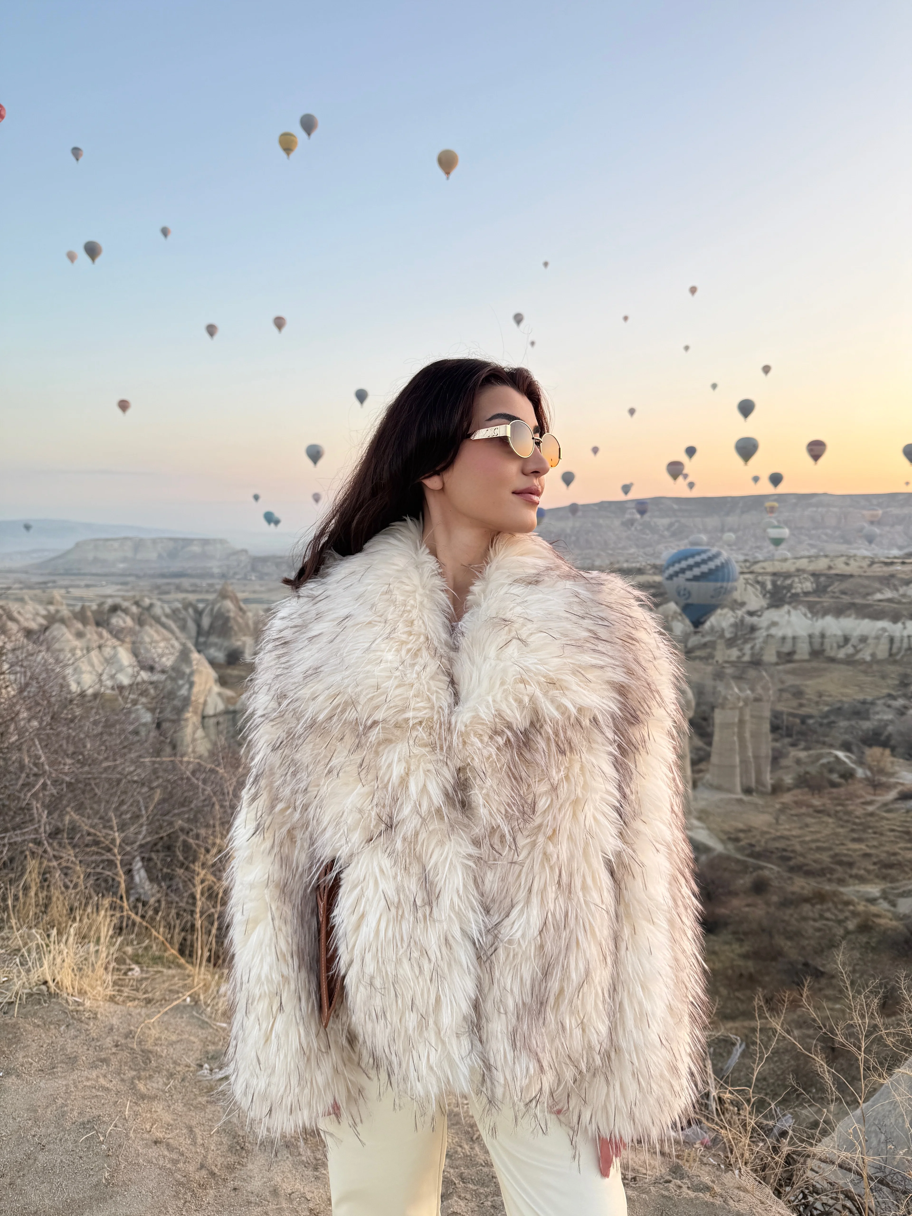 Ekru  Kahve Geçişli Kürk 