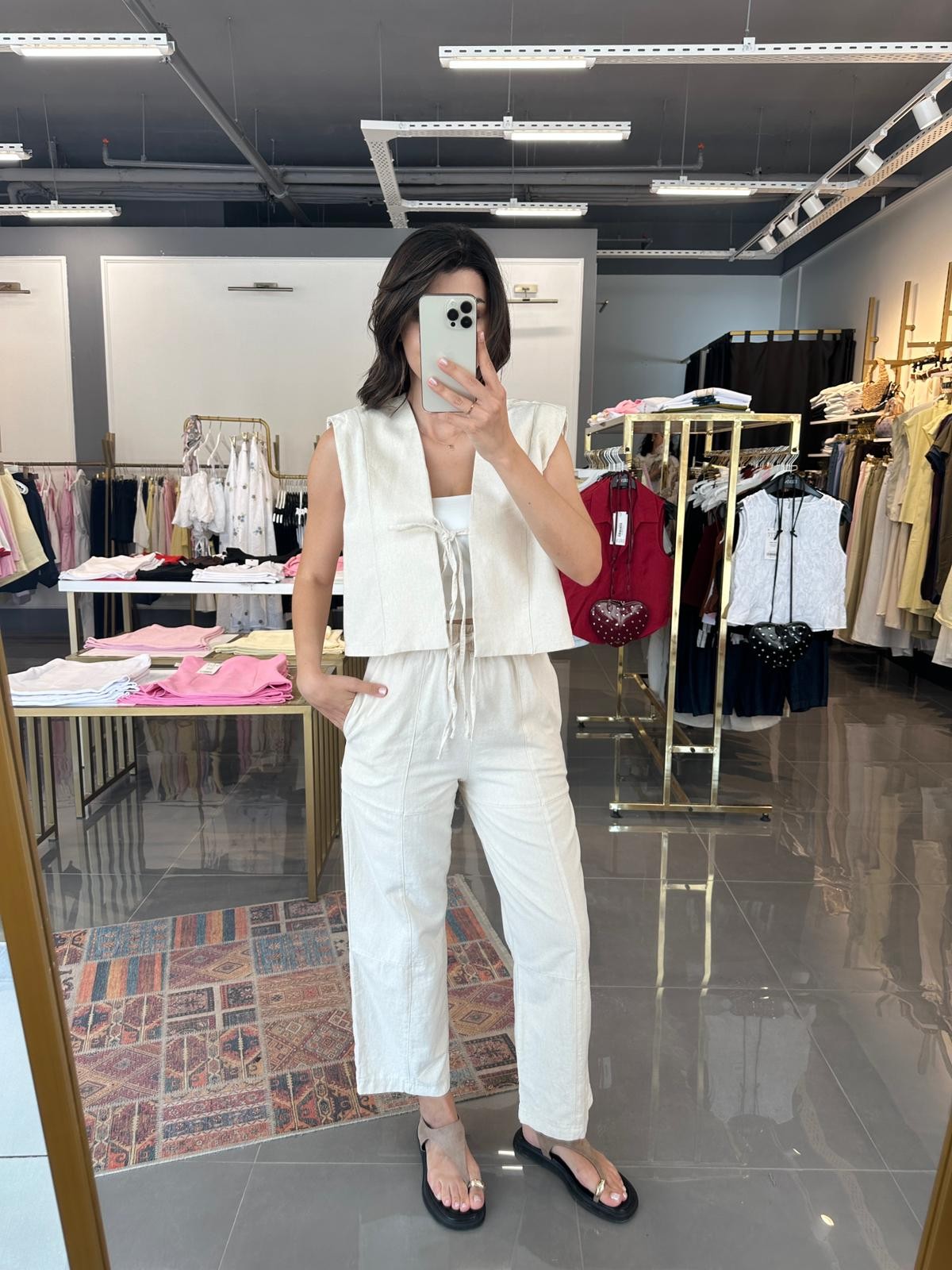 Crop Yelekli Keten Takım