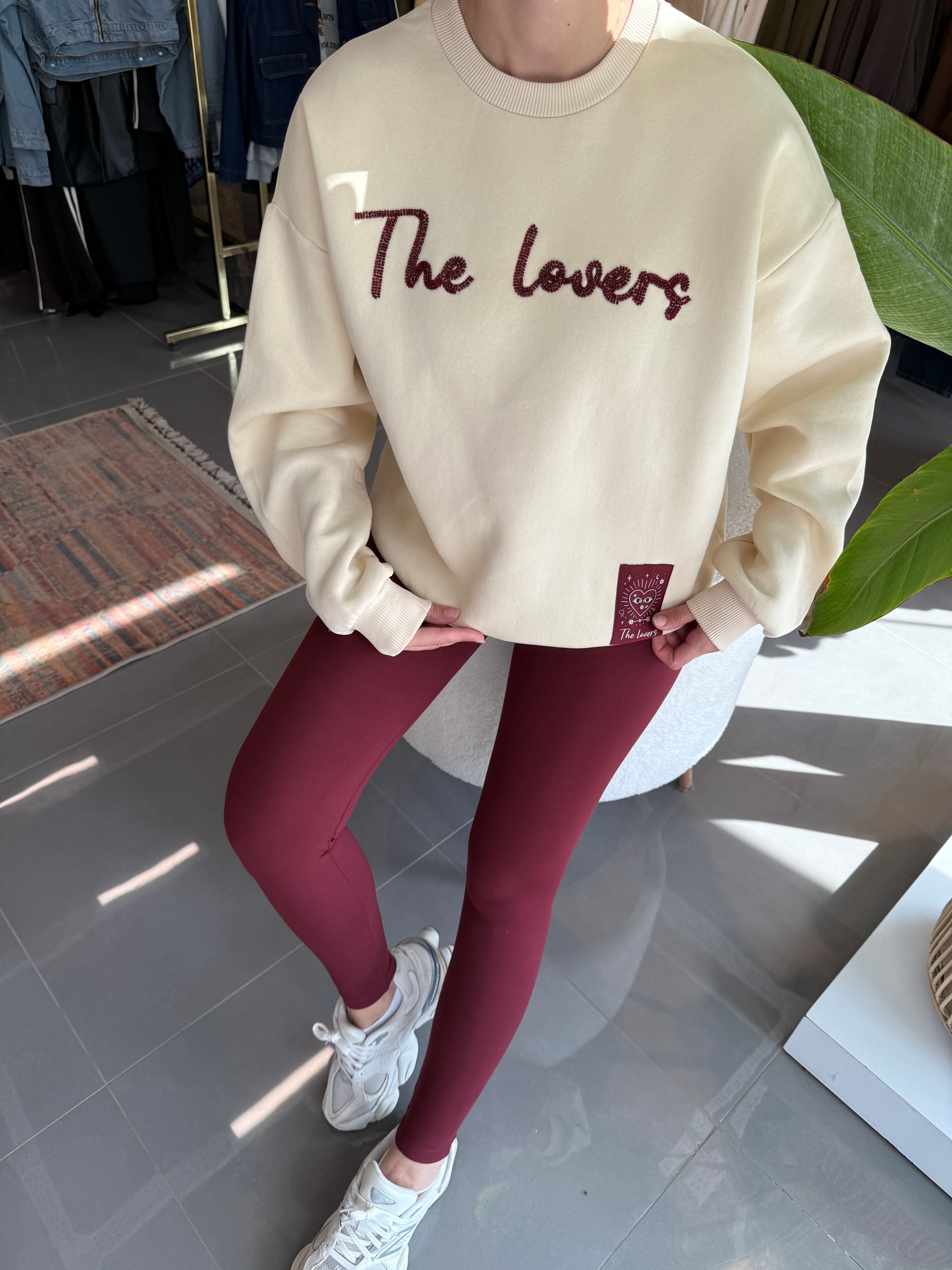 Boncuk İşlemeli Sweat 