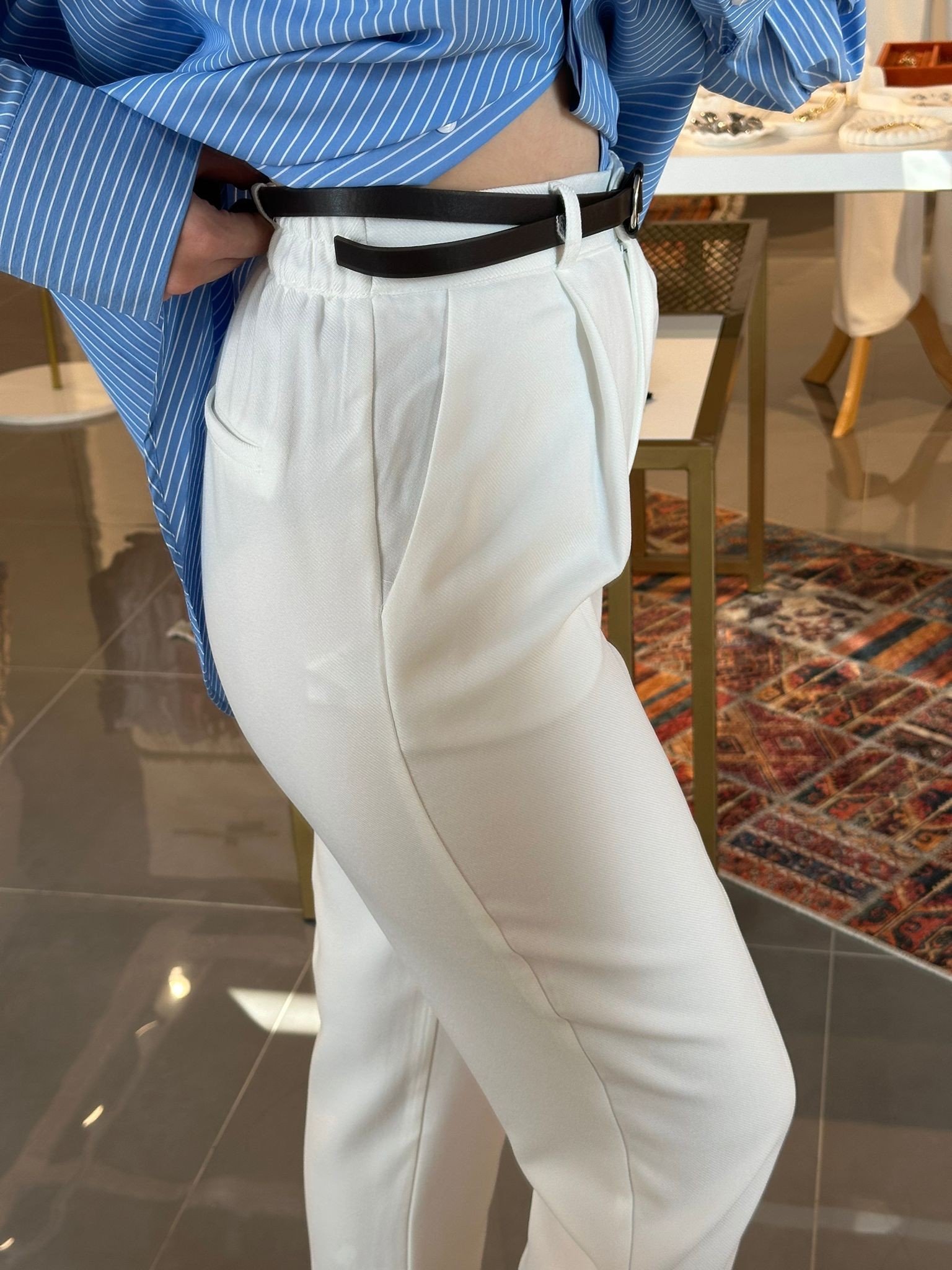 Premium Kumaş Havuç Pantolon Beyaz