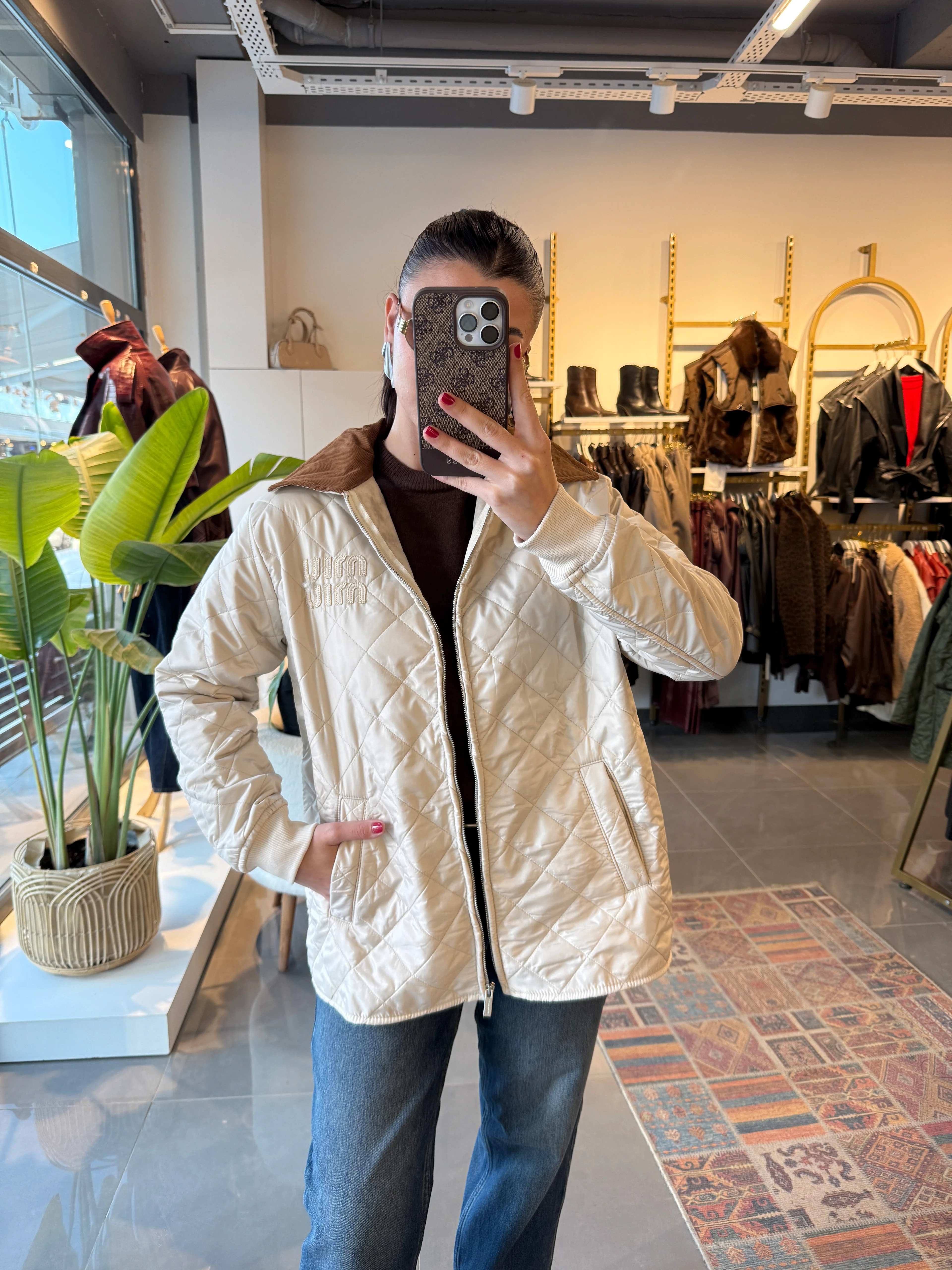 İthal Kapitone Yaka Detay Mont Ekru 