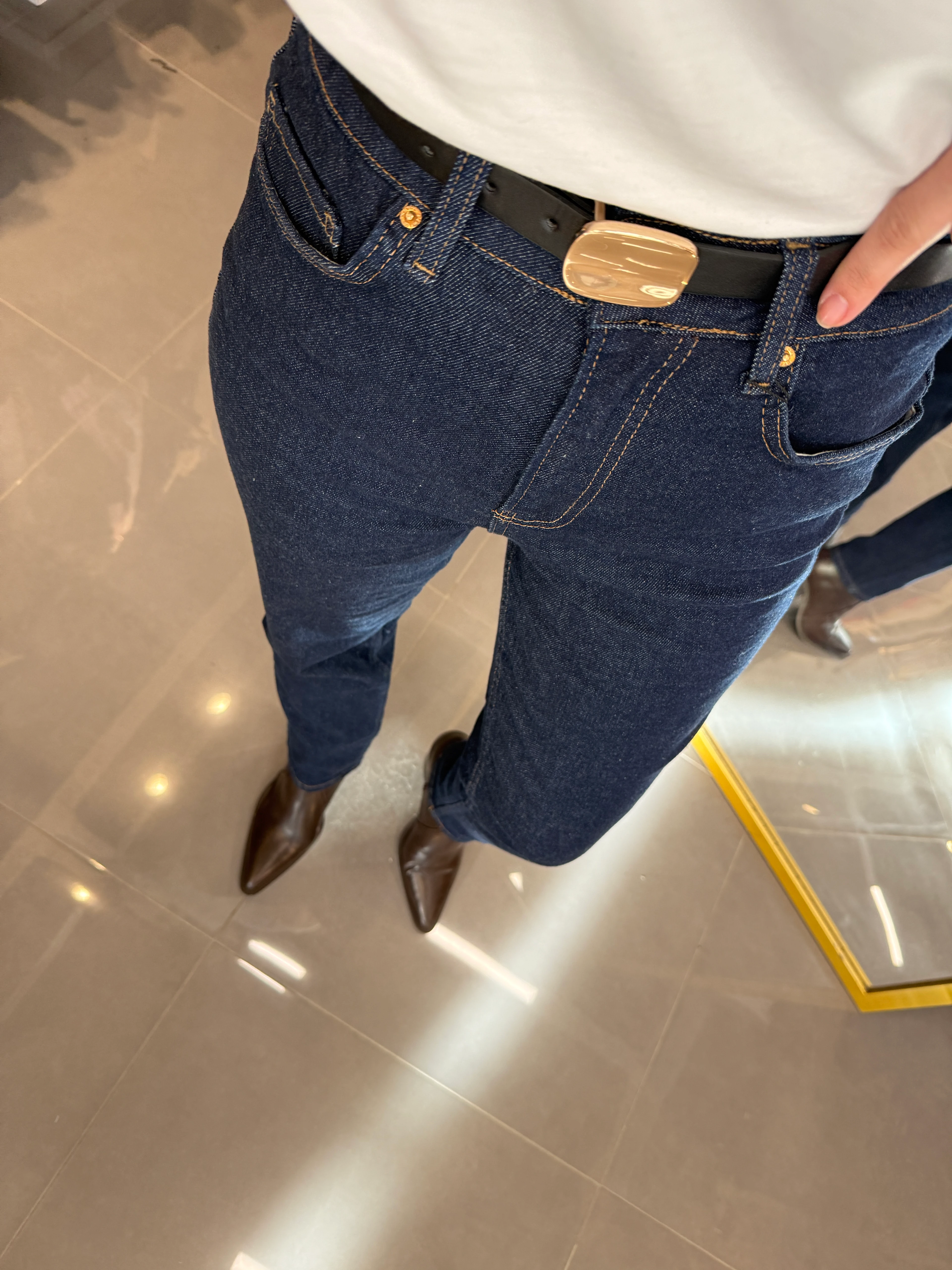 Özel Seri Kemerli Slim Mom Jean Lacivert 