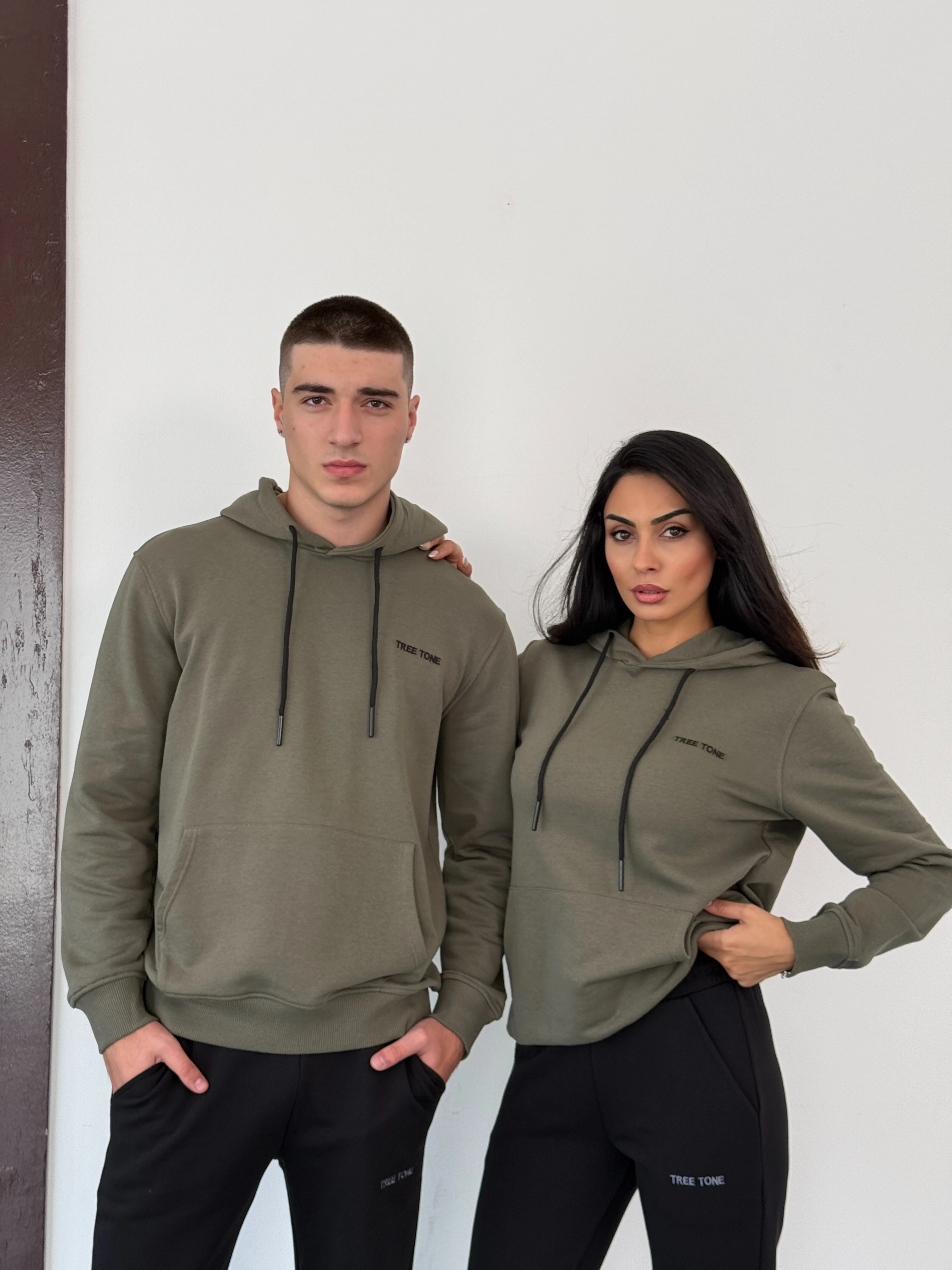 Mevsimlik Üç İplik Diagonel Kumaş Modern İkili HAKİ Kapüşonlu Üst, SİYAH Alt Unisex Eşofman Takımı 