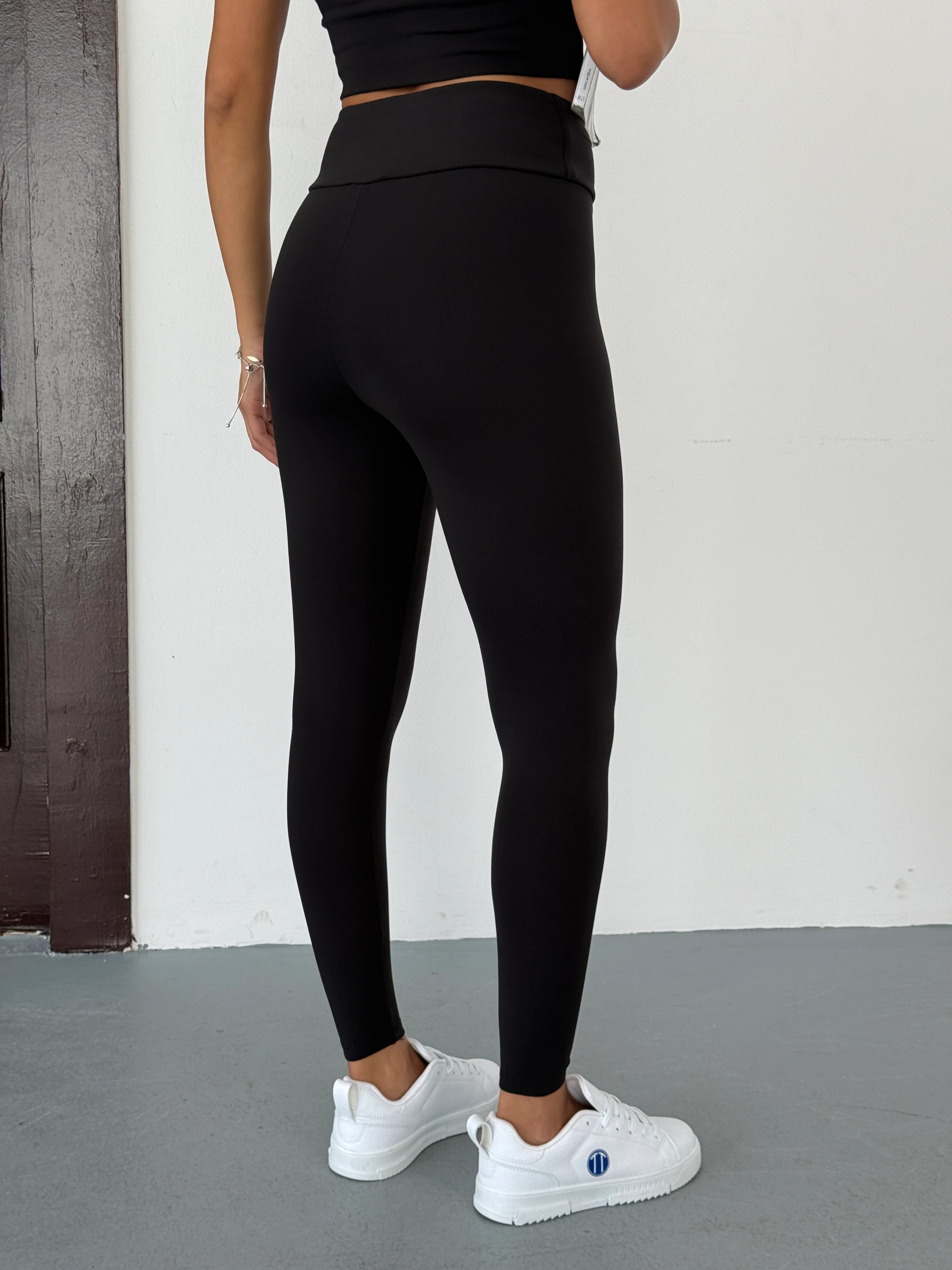 Likralı/ Pamuklu Yüksek Bel Toparlayıcı SİYAH Tayt