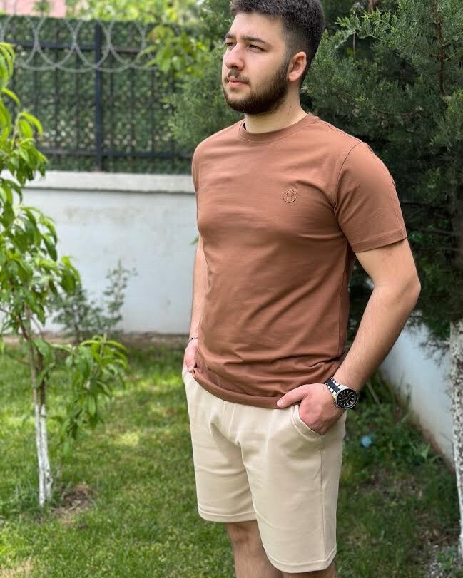 Regular Fit Bisiklet Yaka %100 Pamuk Kısa Kol Unisex Basic KAHVE Tişört