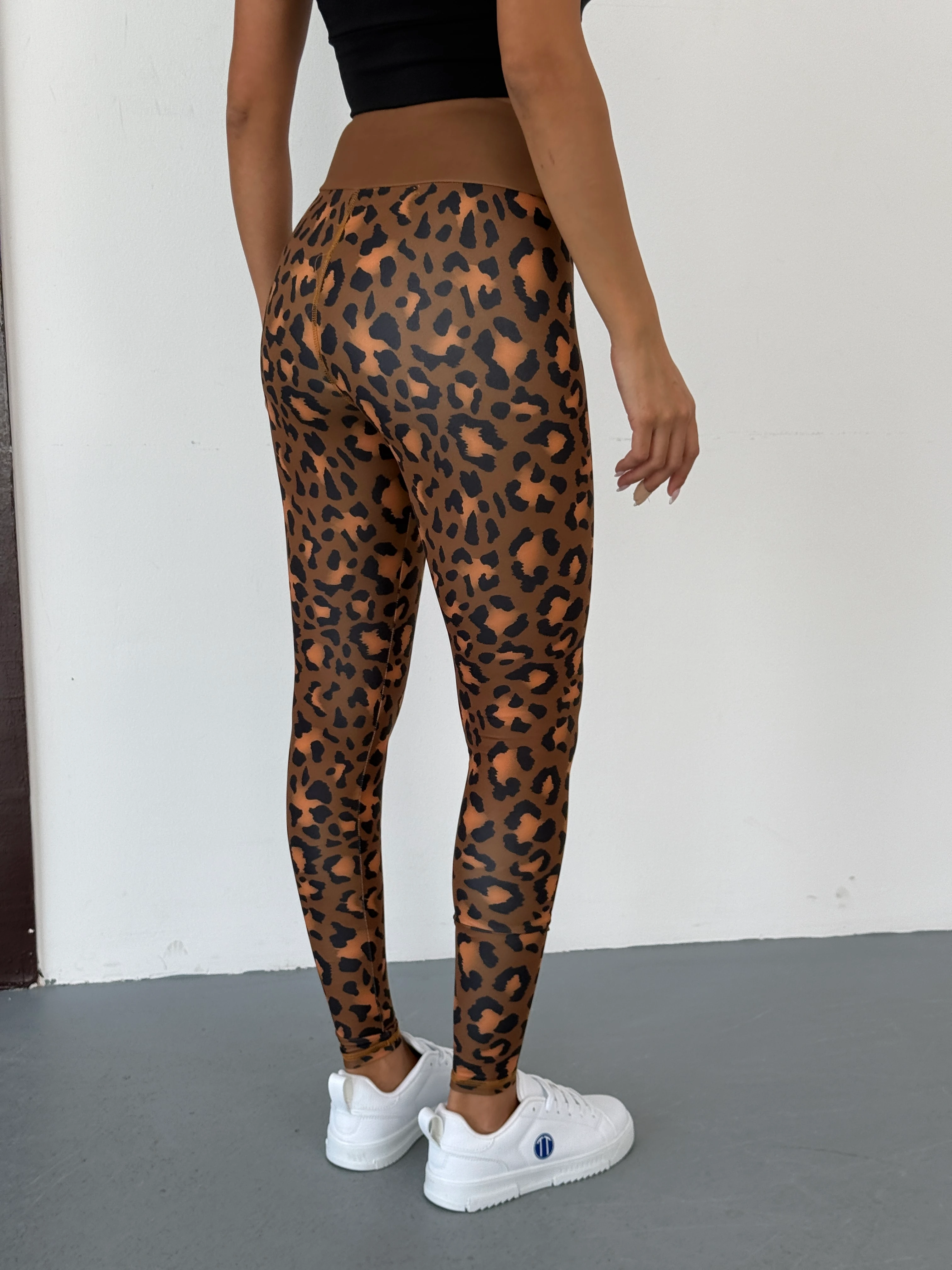 3D Baskılı Likralı /Pamuklu Özel Tasarım LEOPAR Desenli Tayt