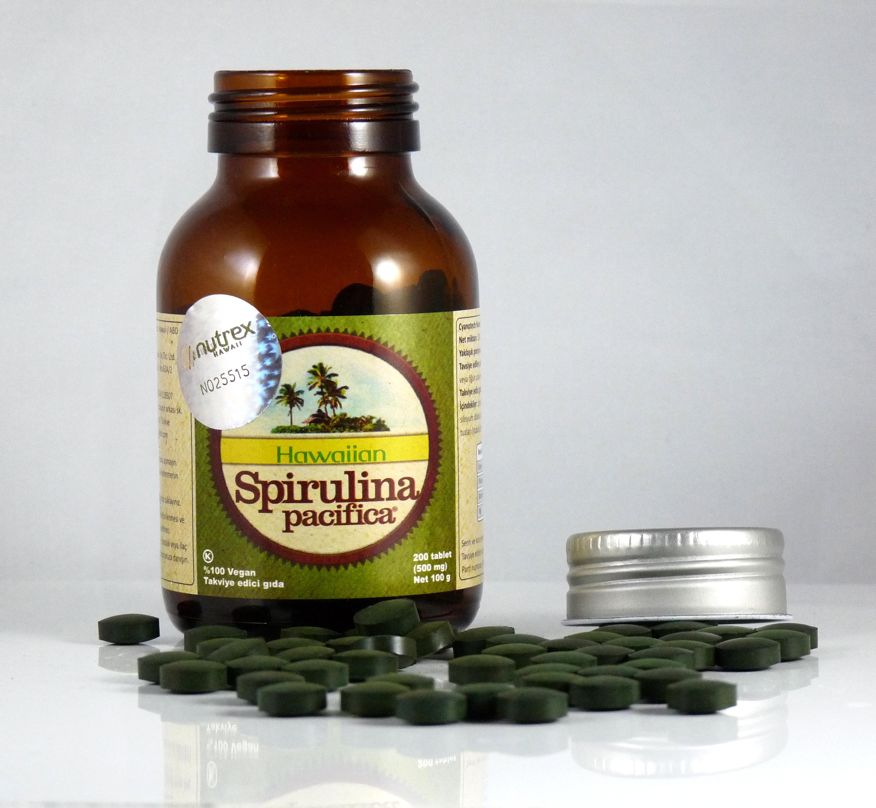 200 Tablet x 500 mg Hawaii Spirulina Net:100g (Cam Kavanoz)