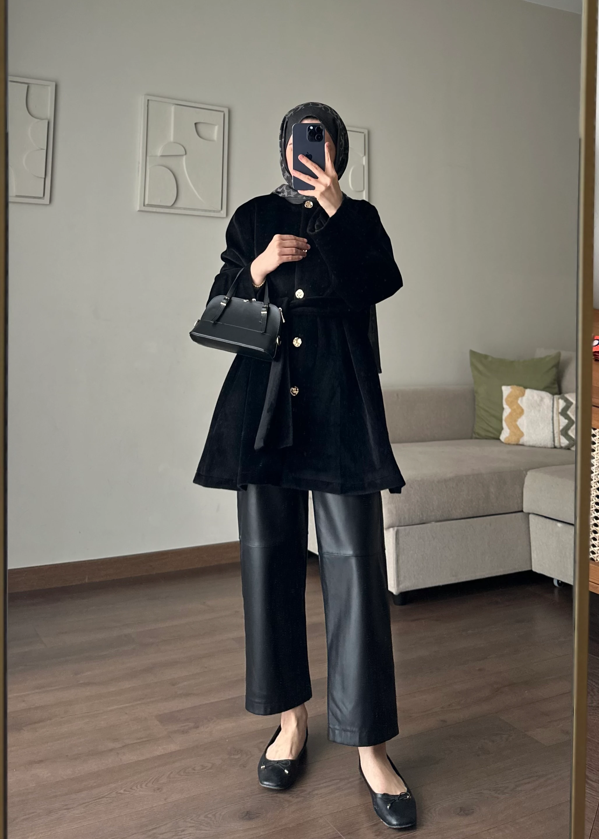 LUUQ KAŞE KABAN | Siyah 