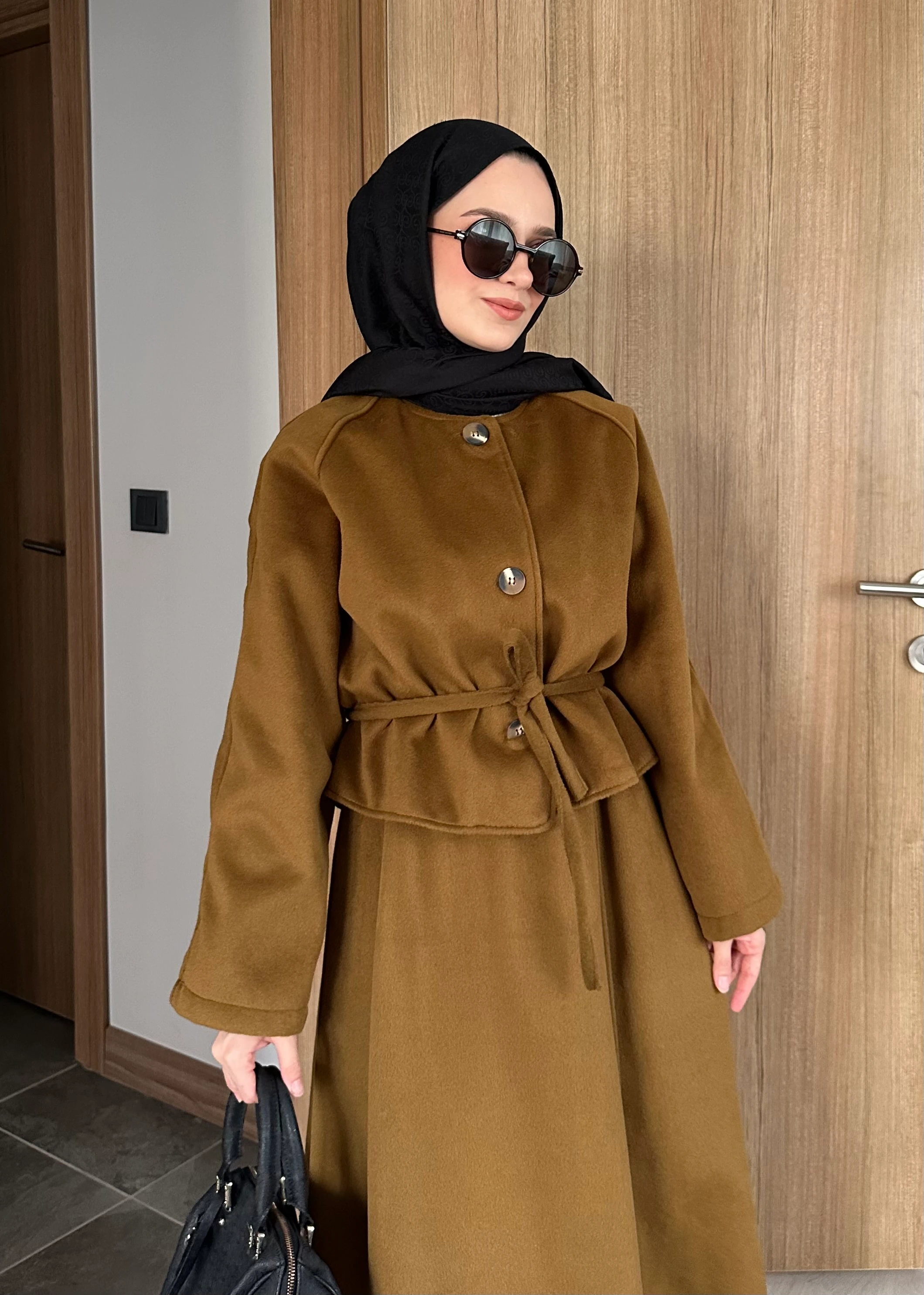 LİOR ETEKLİ TAKIM | Camel