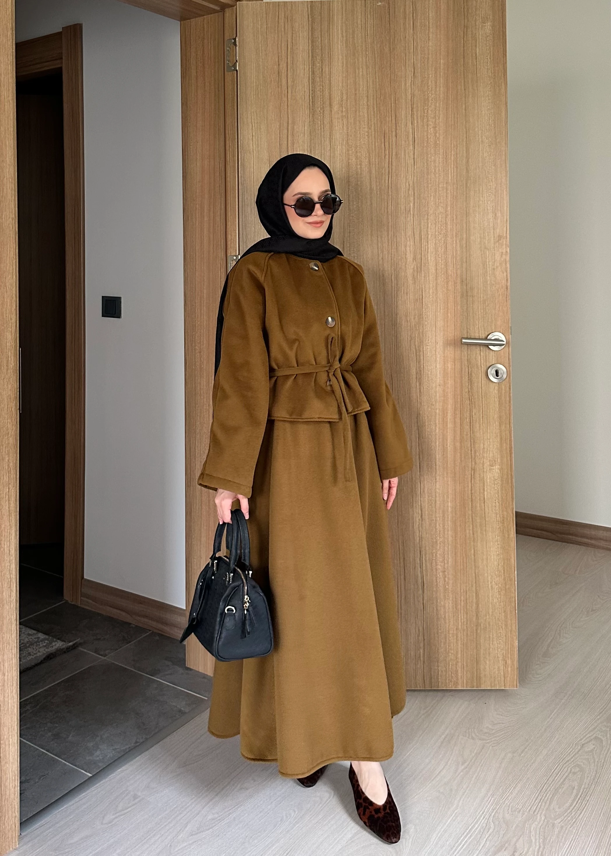 LİOR ETEKLİ TAKIM | Camel