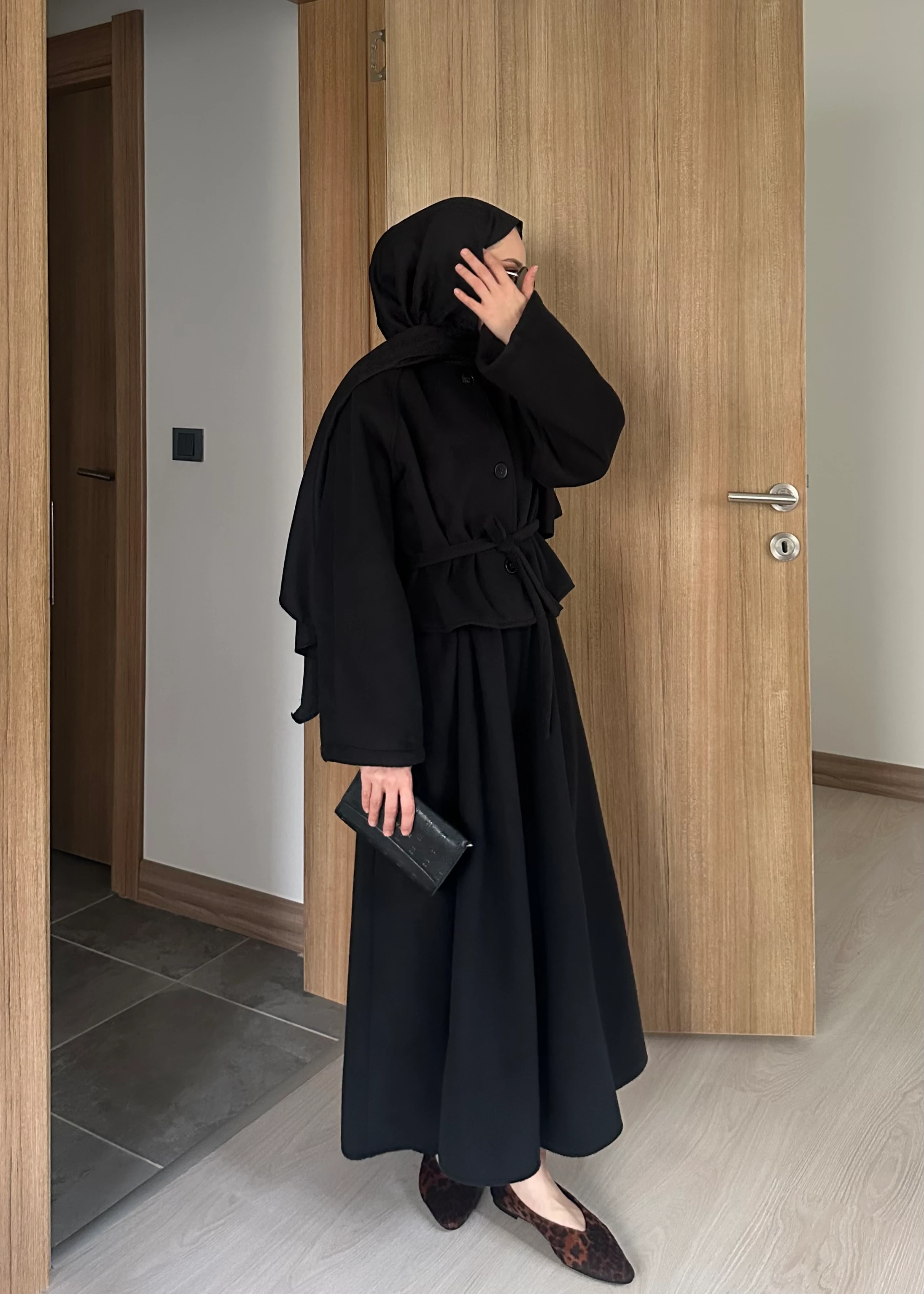 LİOR ETEKLİ TAKIM | Siyah 