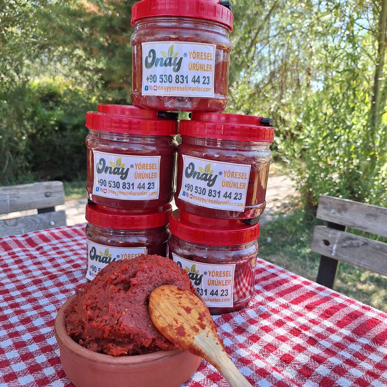 Domates Salçası 4 Kg Alana 1 Kg Bedava