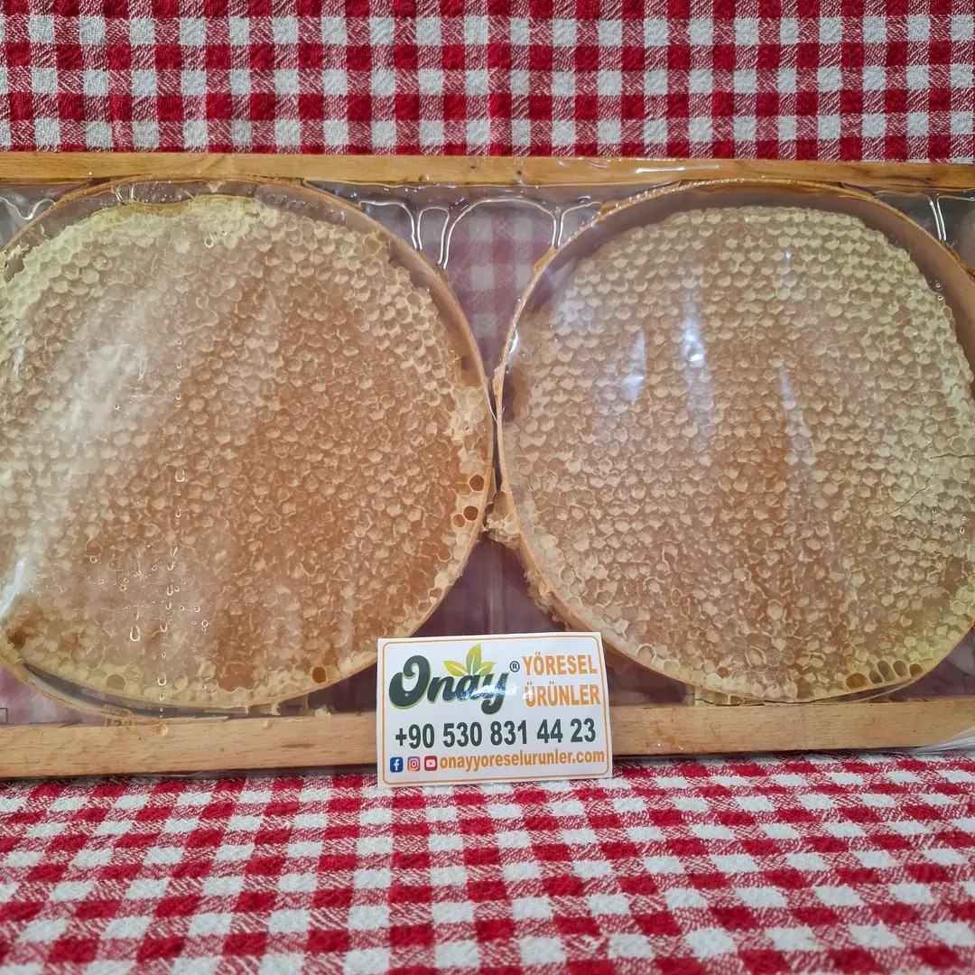 Saf Karakovan Petek Balı (Yuvarlak Çerçeve) 2.5 KG Alana 1 KG Süzme Bal Bedava