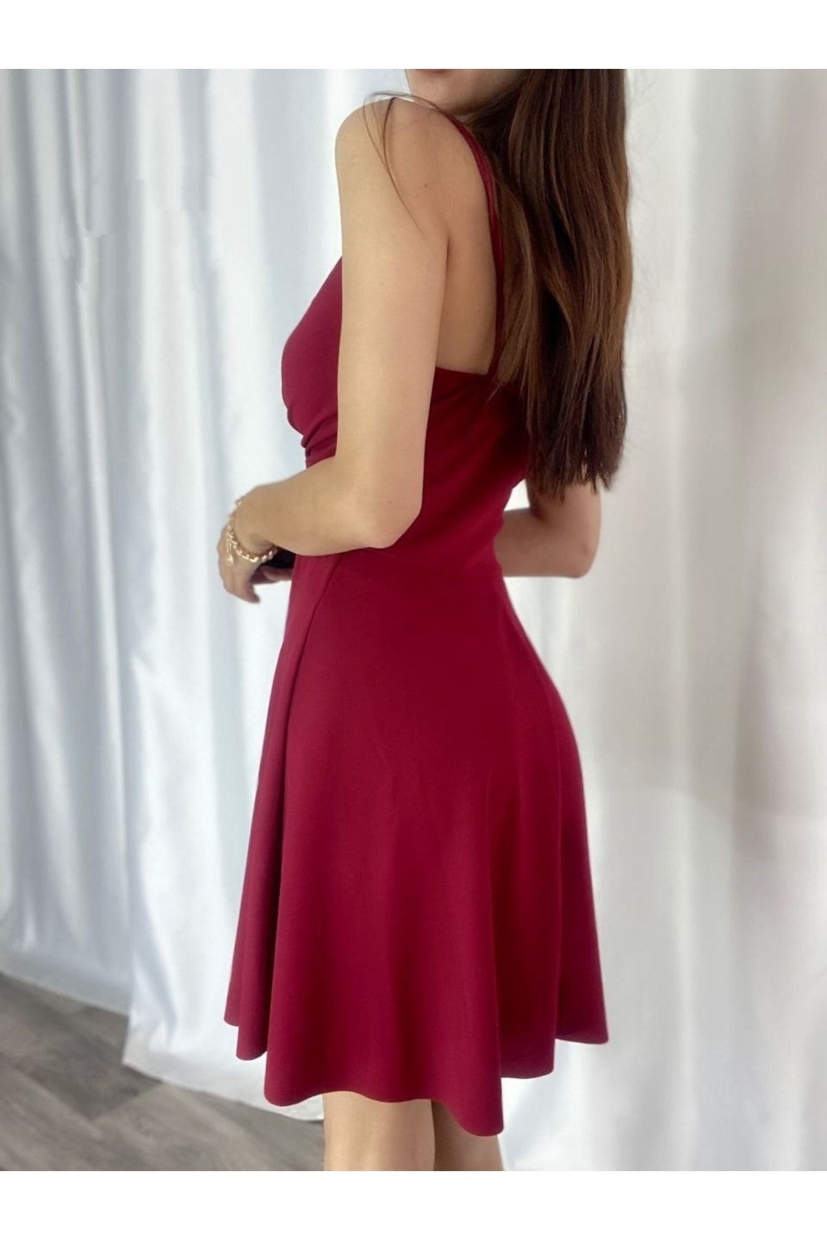 Krep Kumaş Bordo Ince Askılı Elbise Modelleri