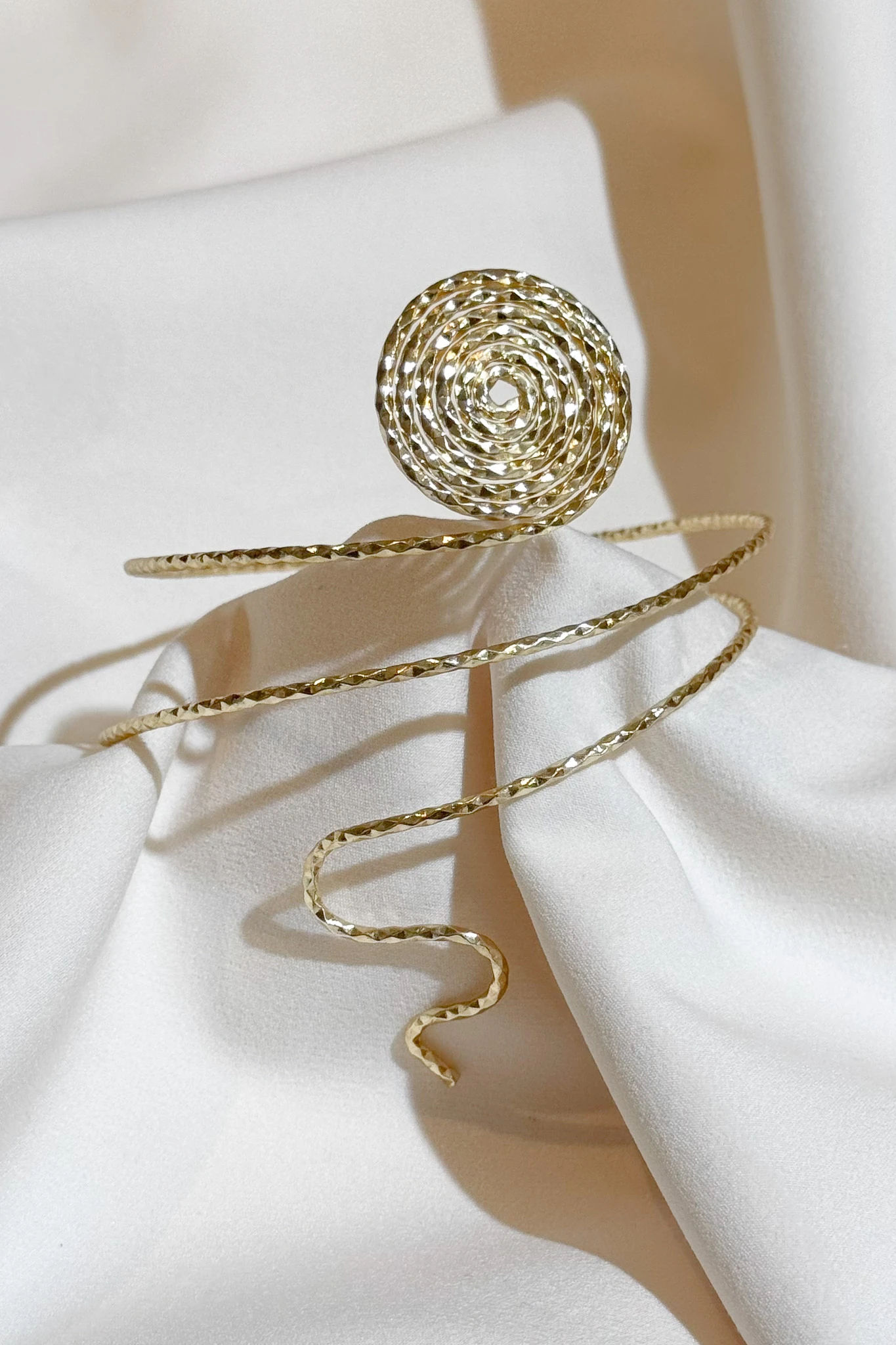 Altın Kaplama Tasarım Pazı Bileklik