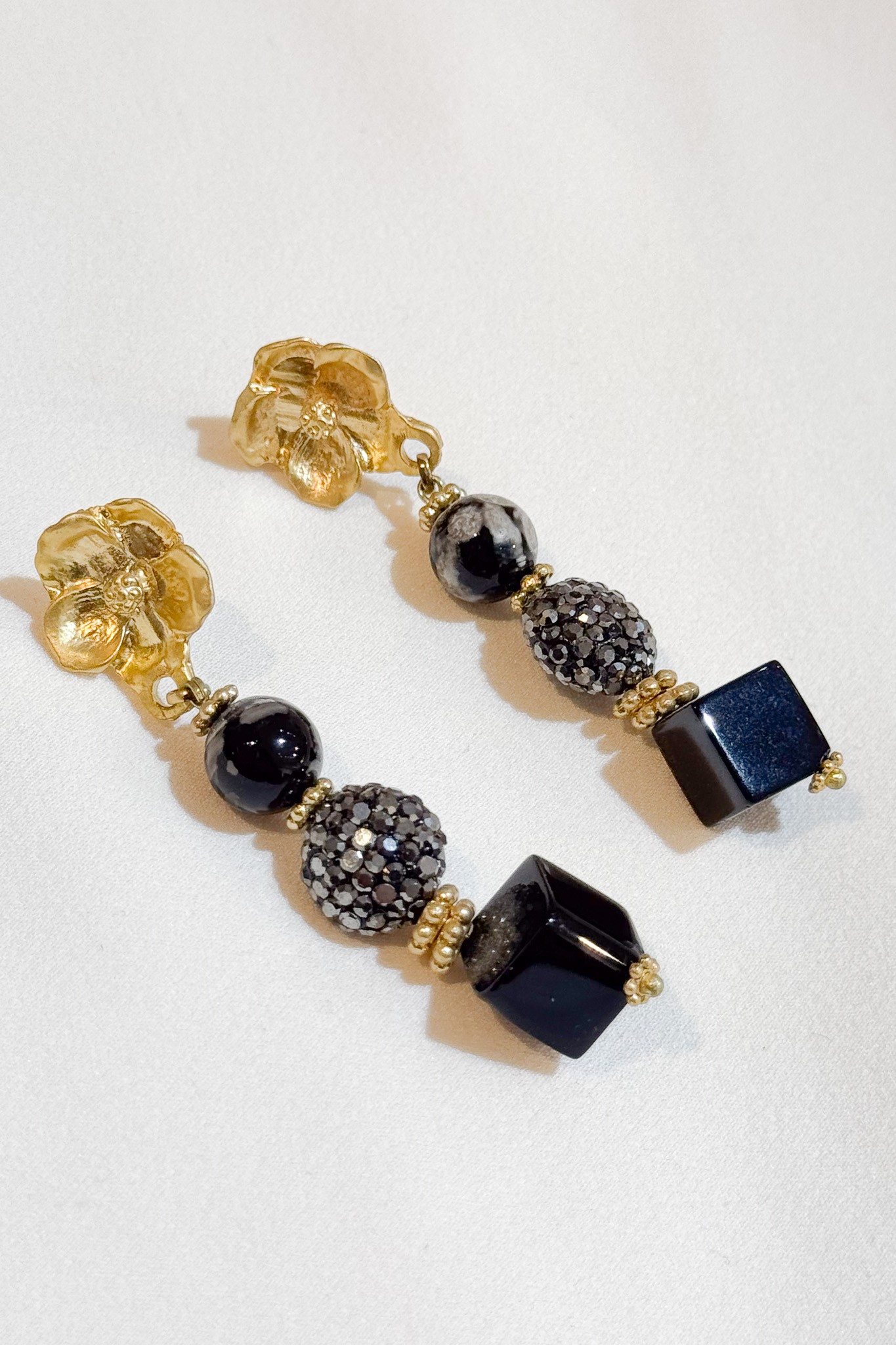"Dark Elegance" Küpe