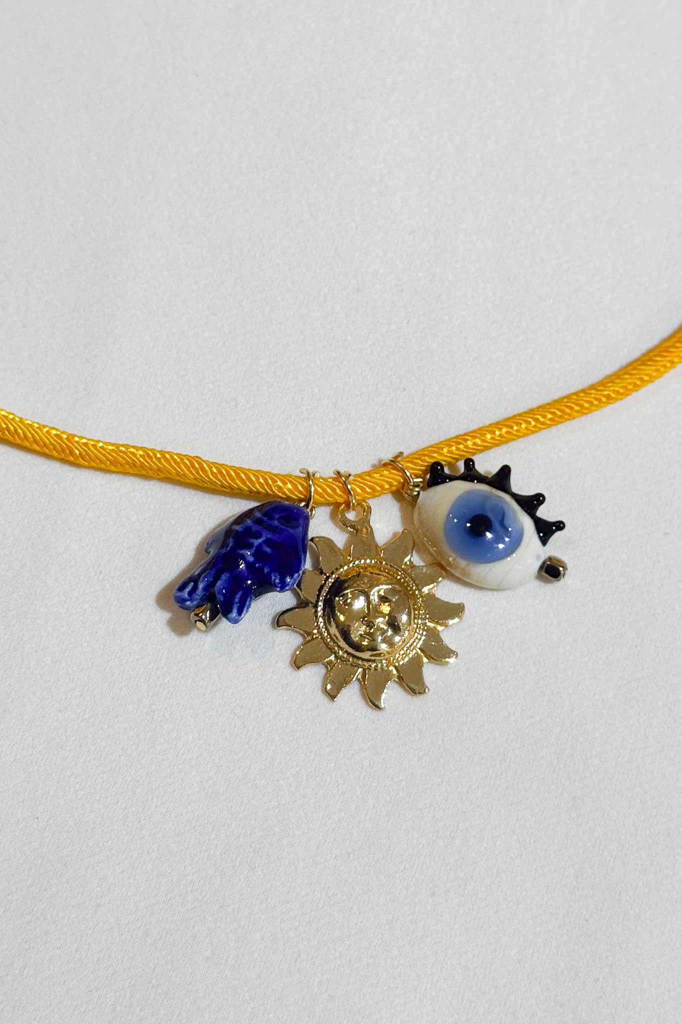 "Sun-Kissed Charms" Kolye