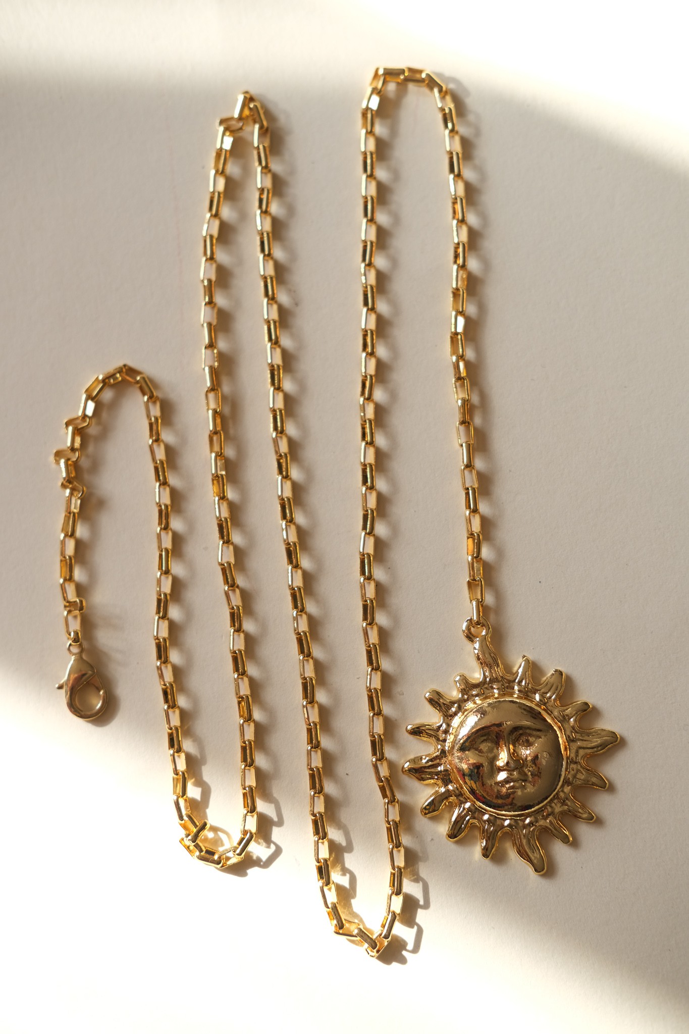Güneş Charm Bel Zinciri, Happy Sun Face Celestial Belly Chain