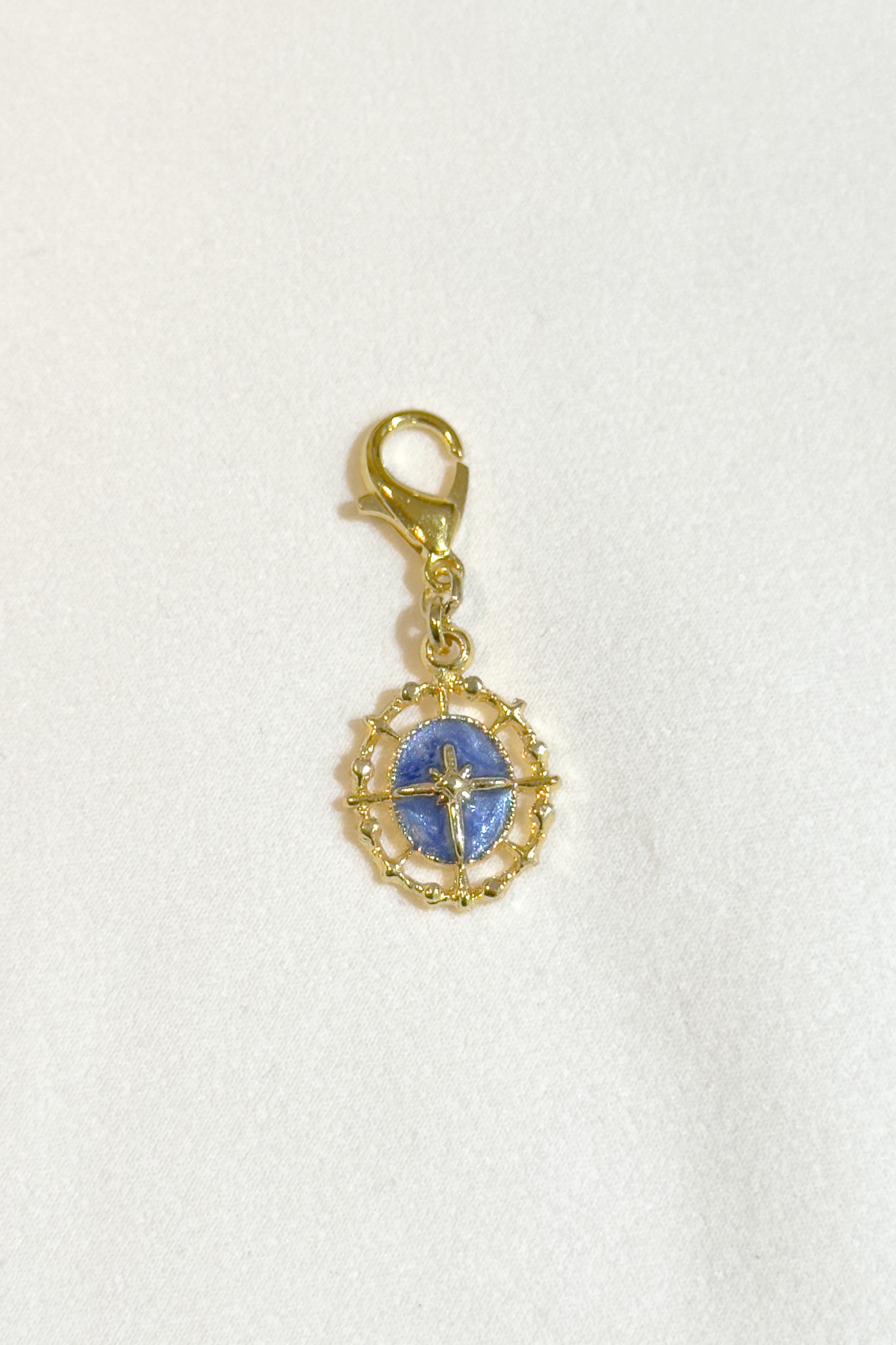 Çelik Charm