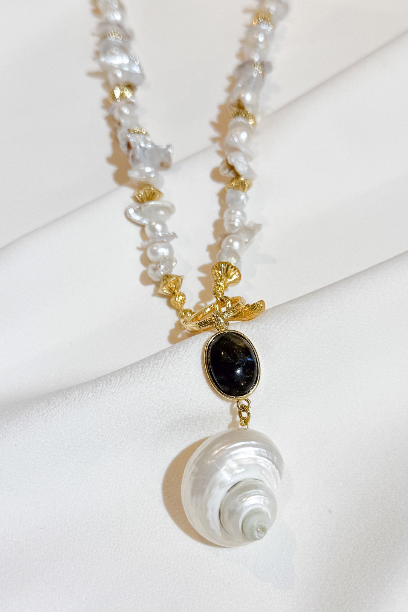 "Siren Pearl" Kolye