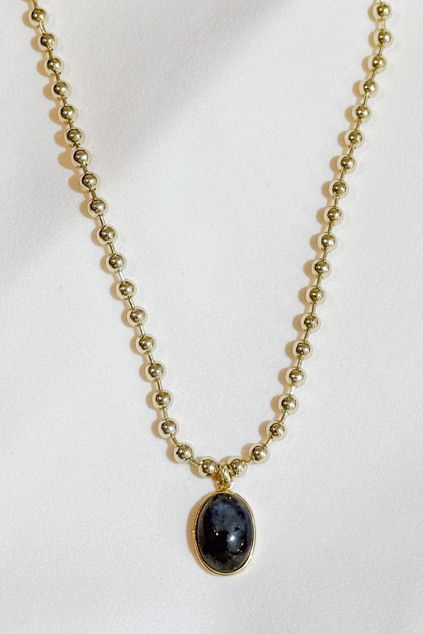 "Bold Luna" Kolye