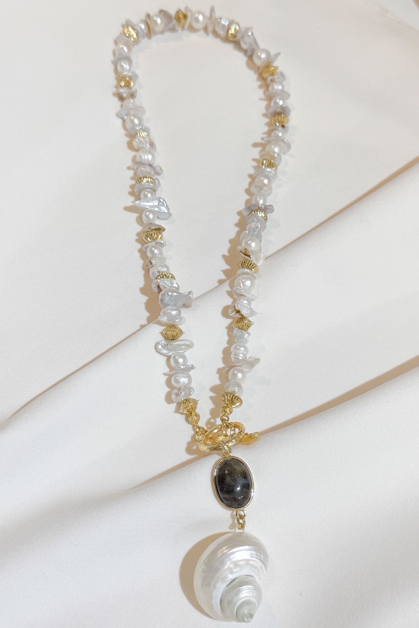 "Siren Pearl" Kolye