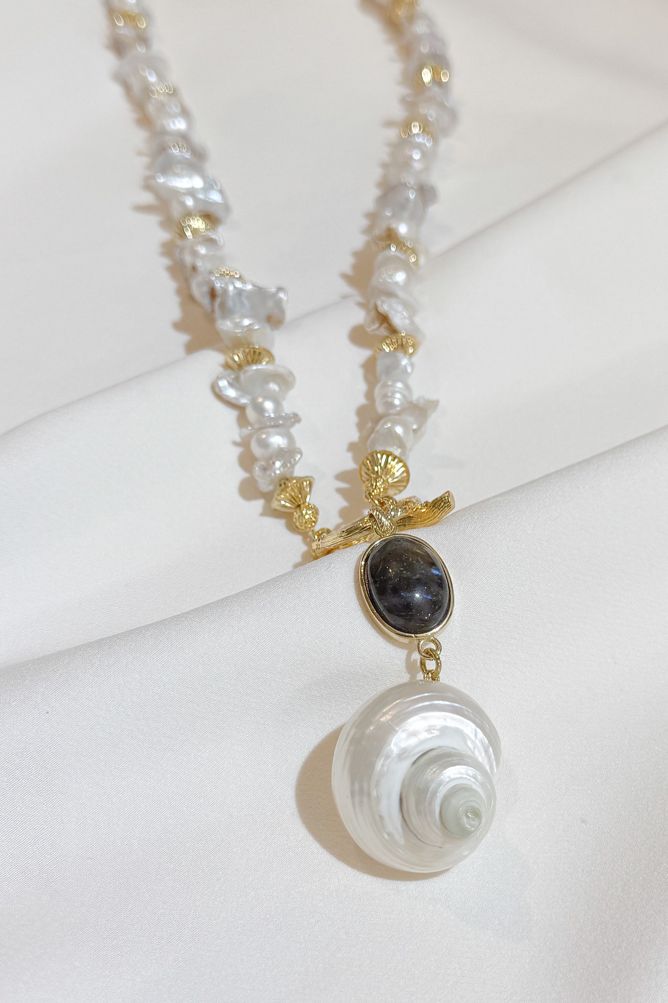 "Siren Pearl" Kolye