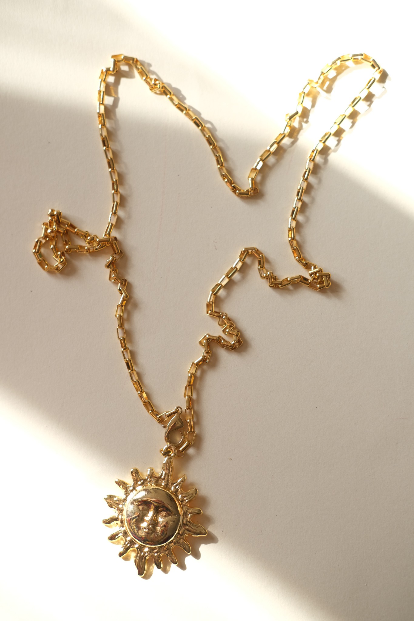 Güneş Charm Bel Zinciri, Happy Sun Face Celestial Belly Chain
