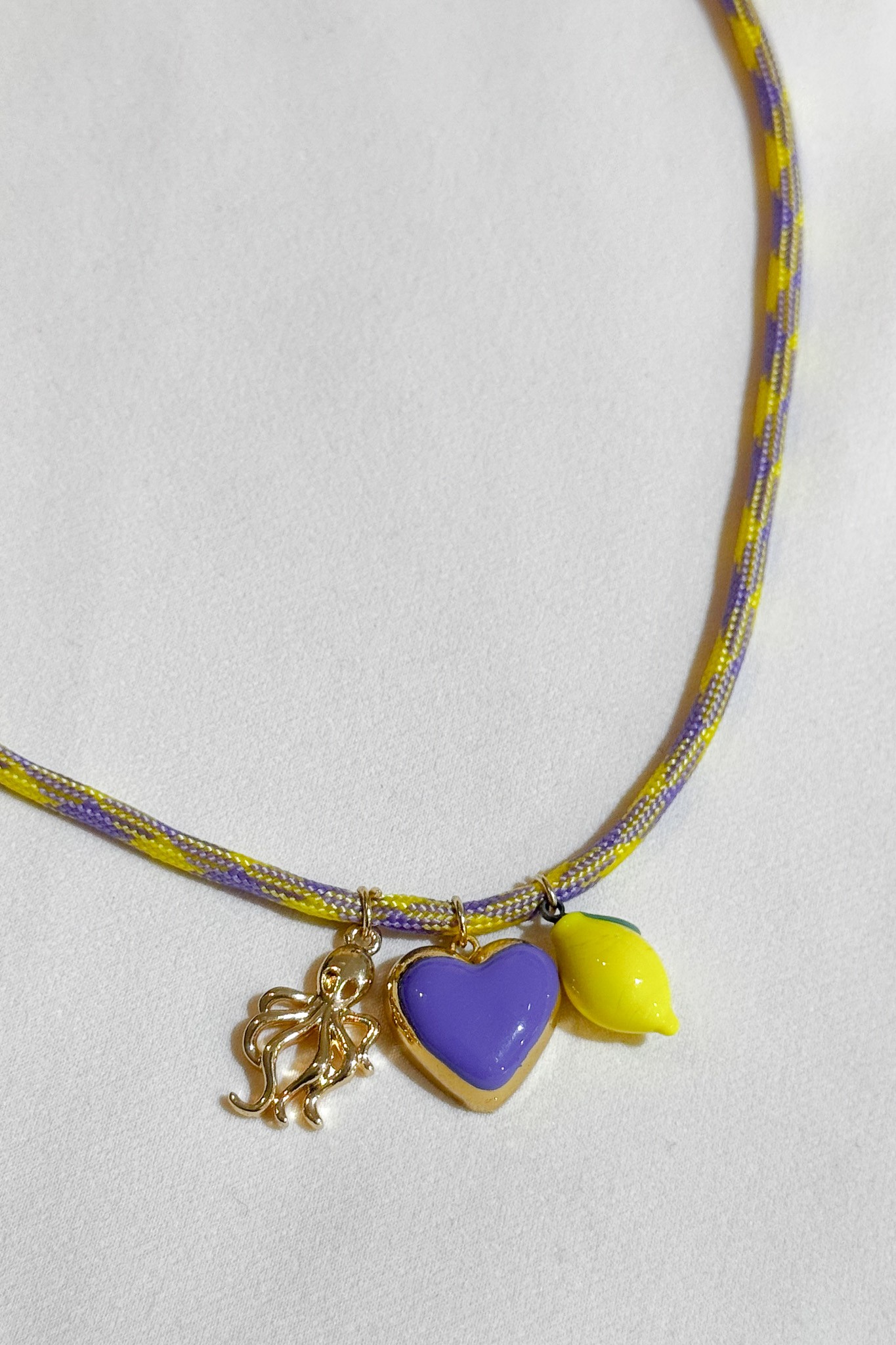 "Sun-Kissed Charms" Kolye