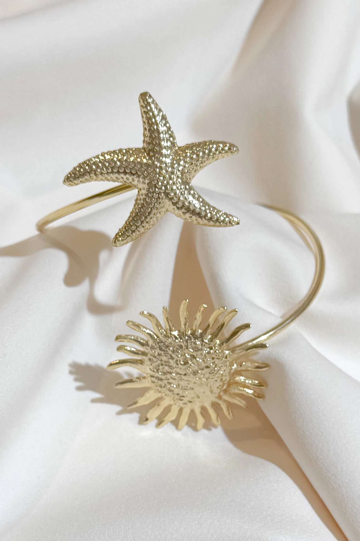 Altın Kaplama Yıldız ve Güneşli Pazı Bileklik