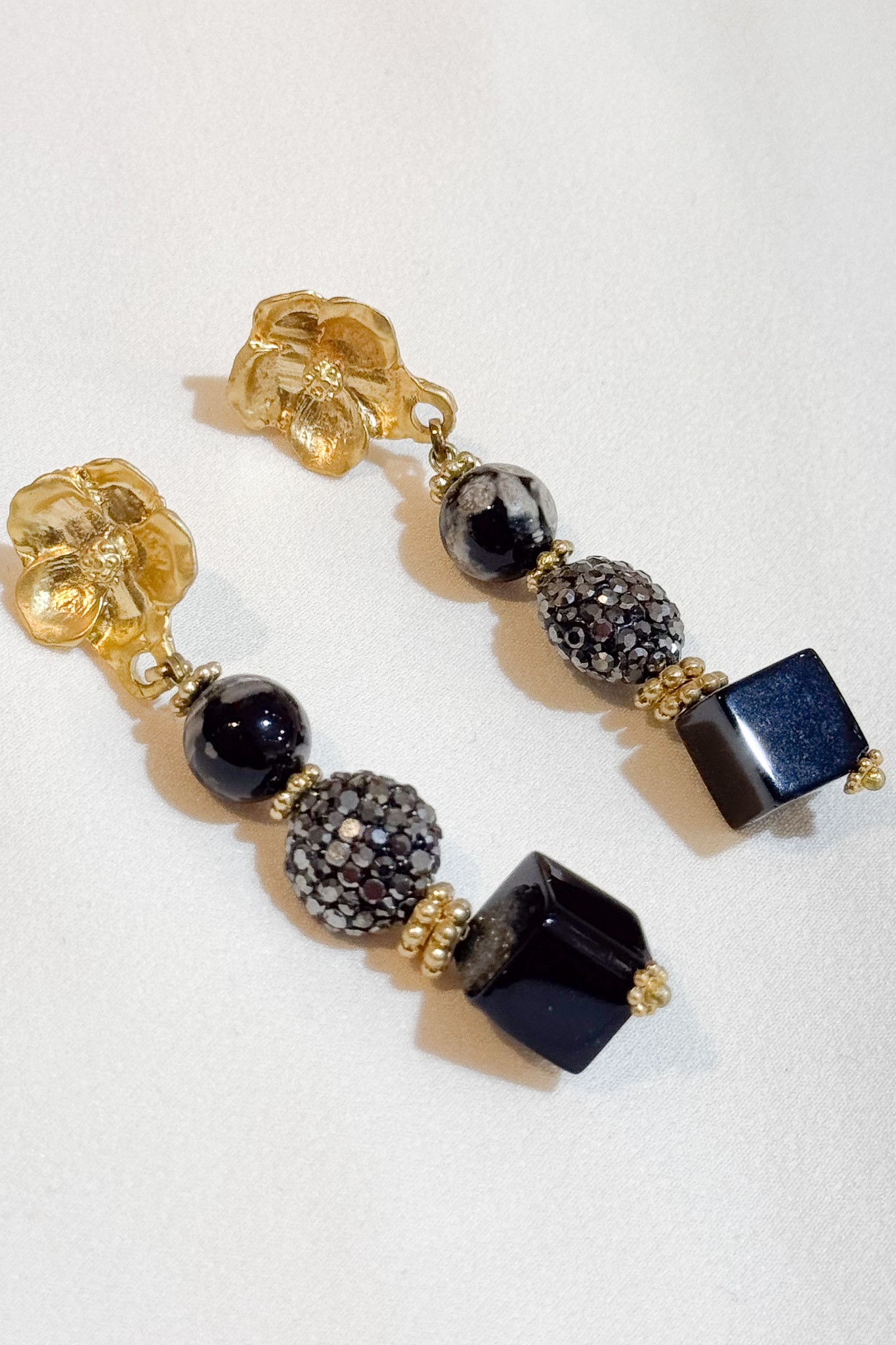 "Dark Elegance" Küpe