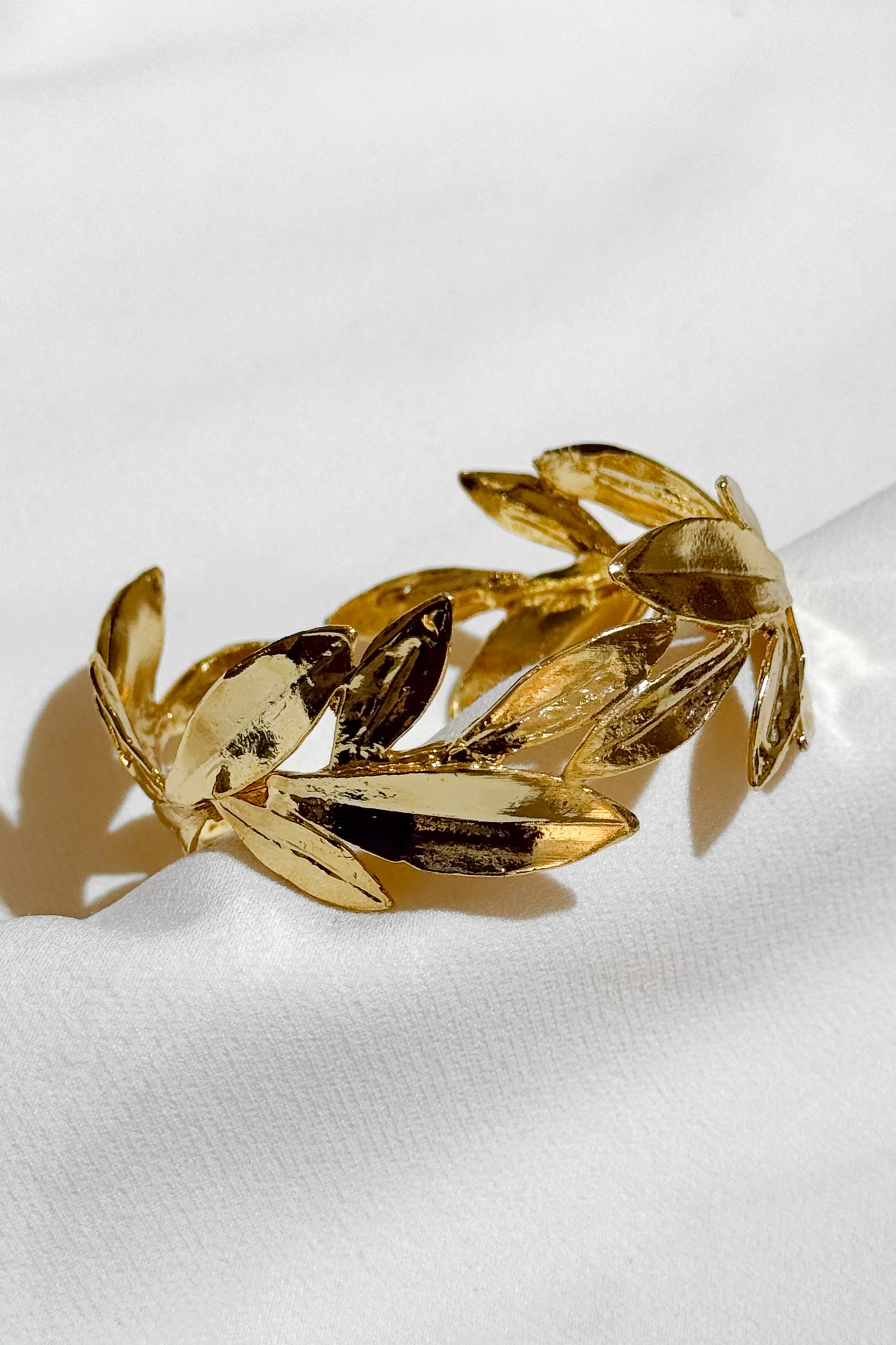 "Selene Halo" Kelepçe