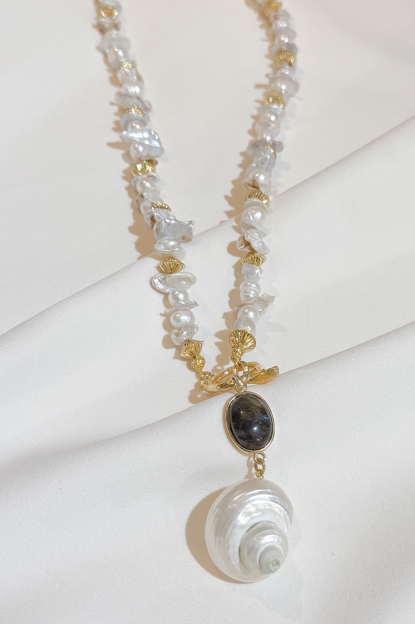"Siren Pearl" Kolye