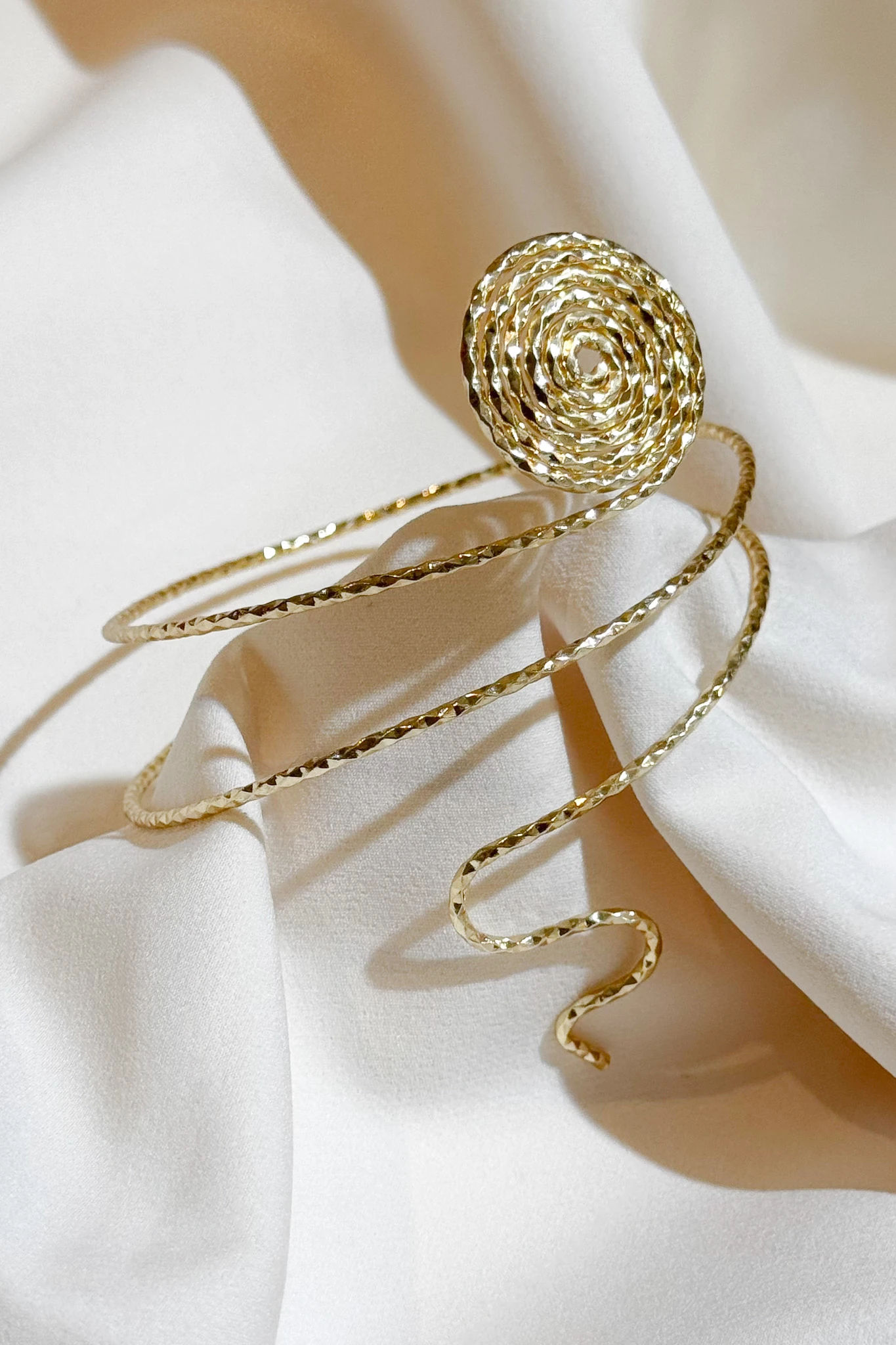 Altın Kaplama Tasarım Pazı Bileklik