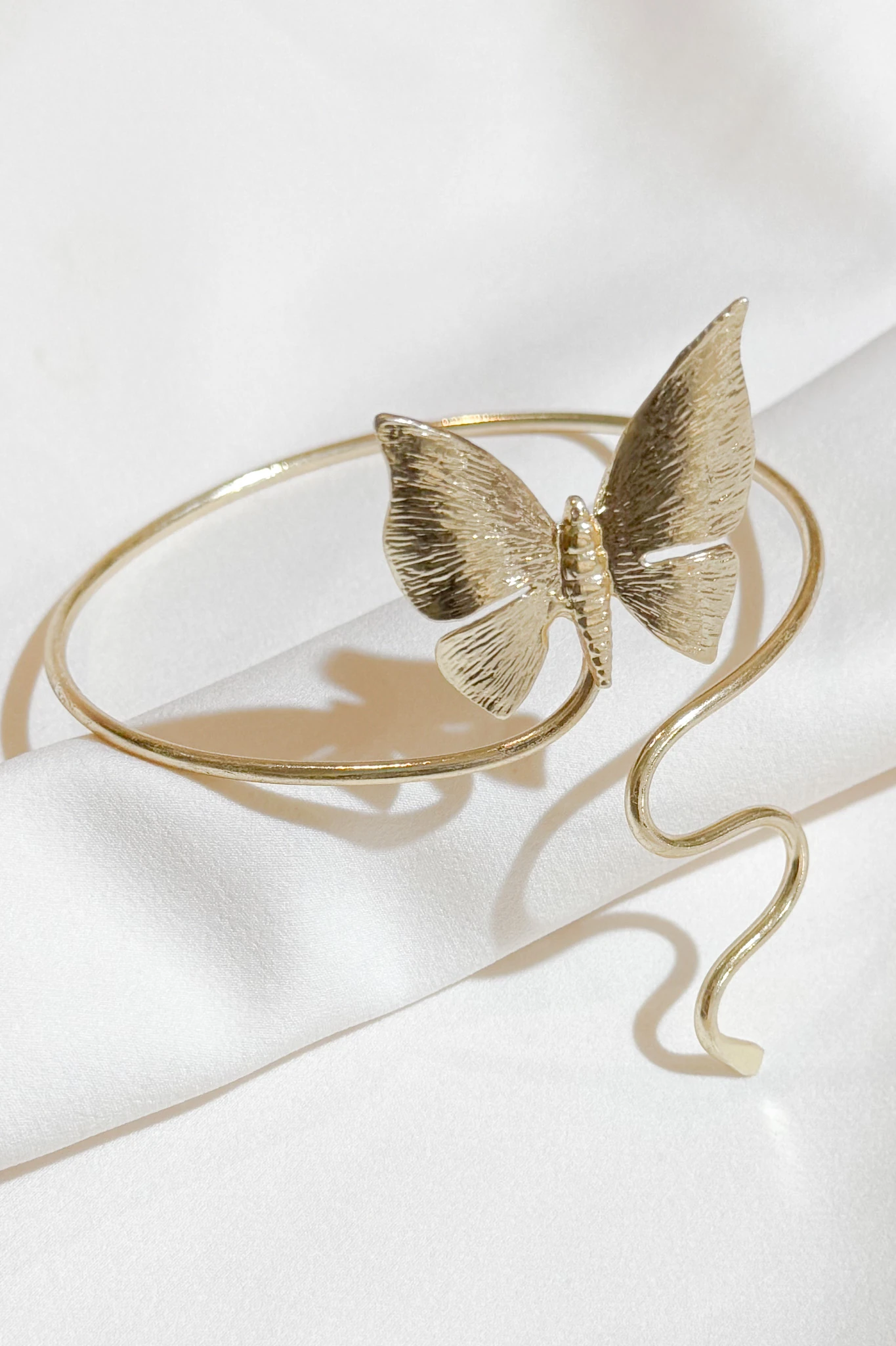 Altın Kaplama Kelebekli Pazı Bileklik