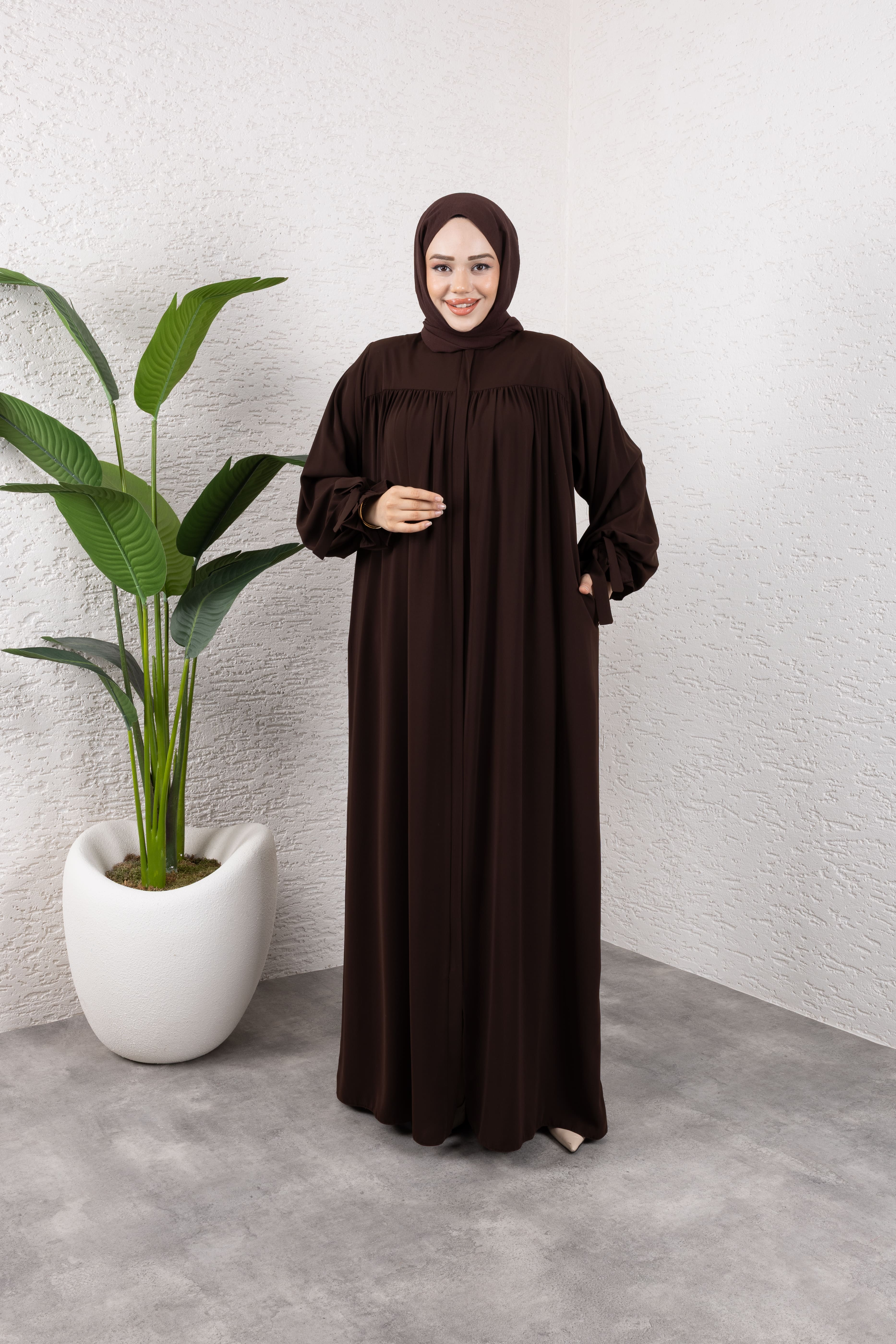 Tesettür Robalı Kol Detaylı Ferace