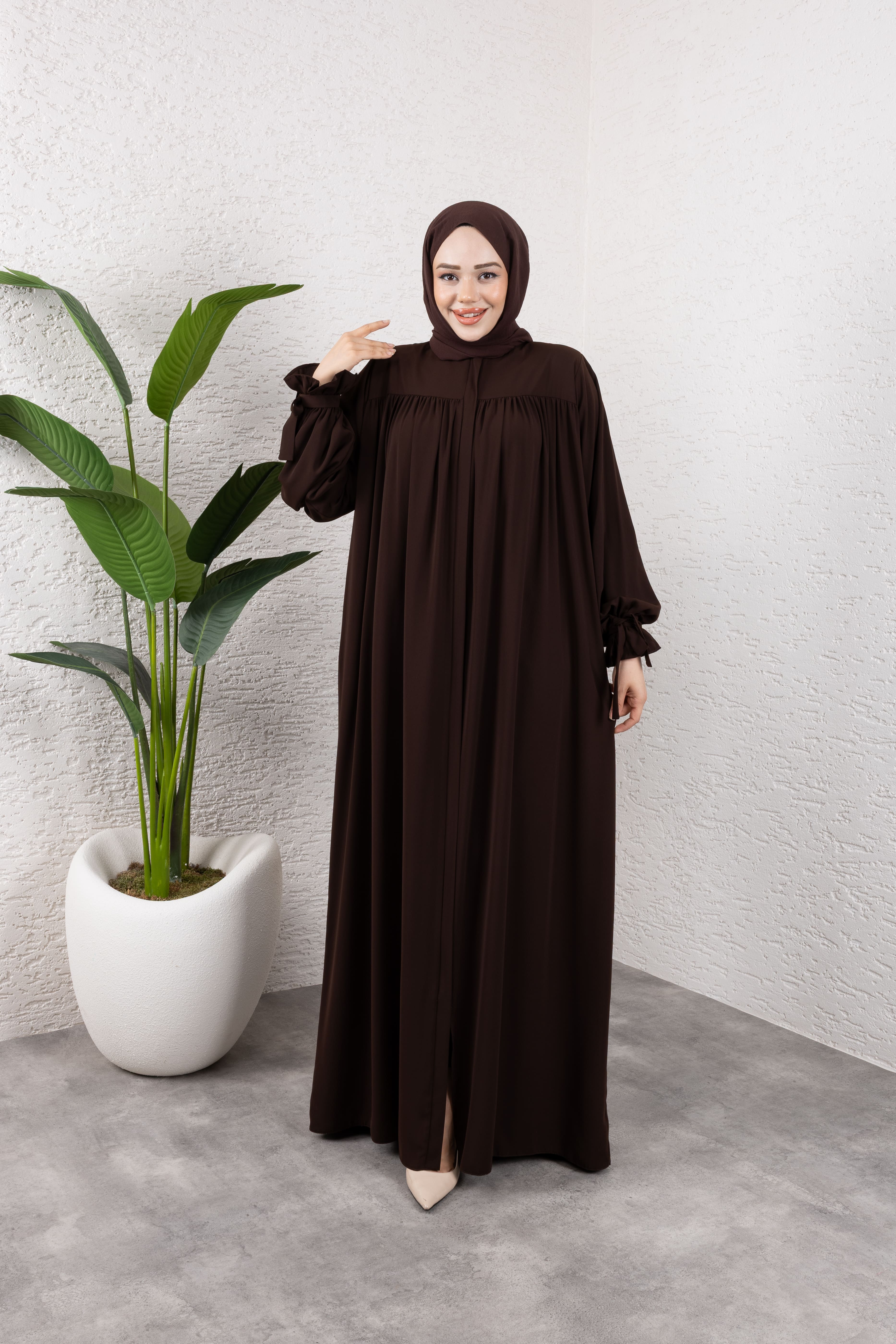 Tesettür Robalı Kol Detaylı Ferace