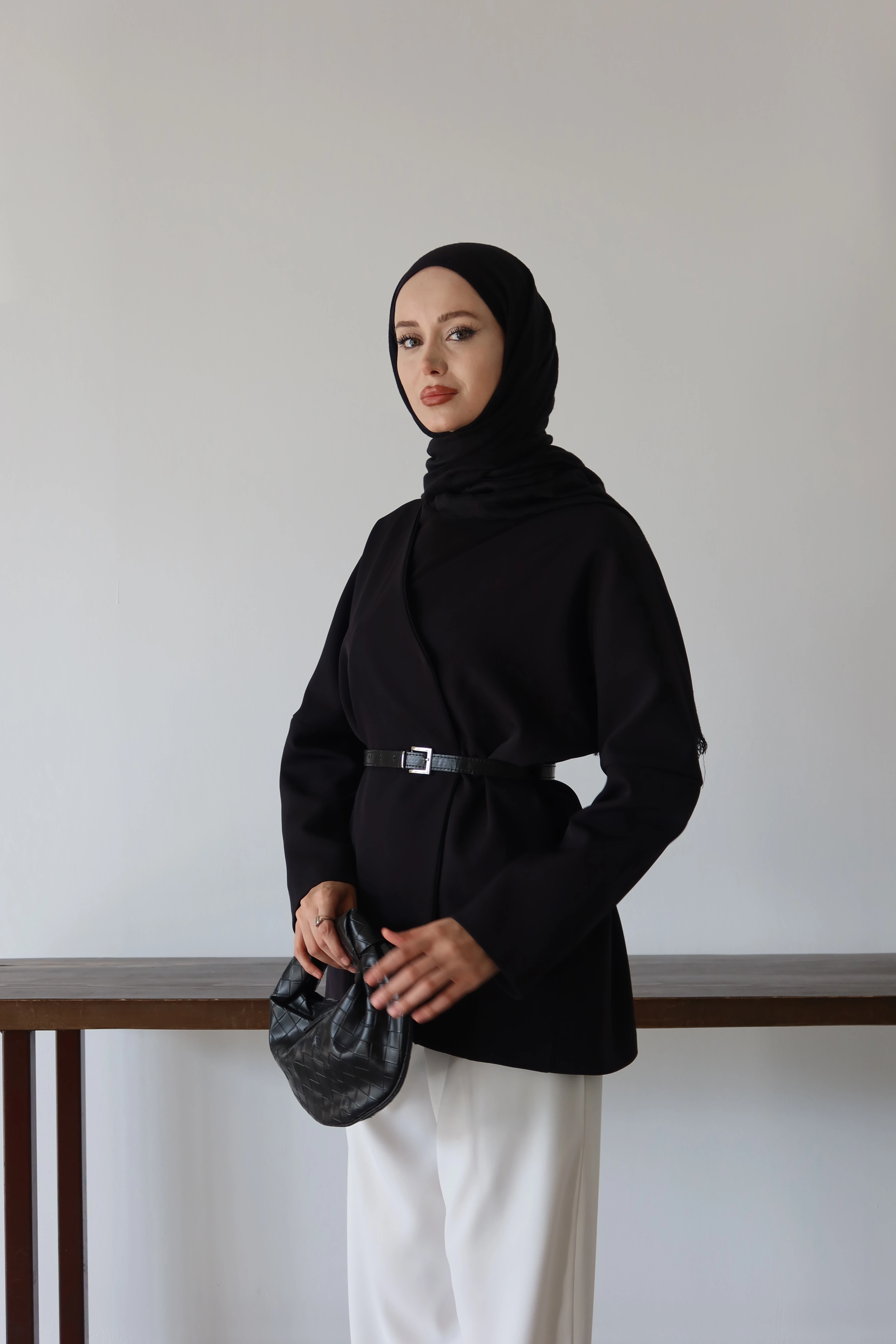 Kemer Detaylı Tesettür Ceket