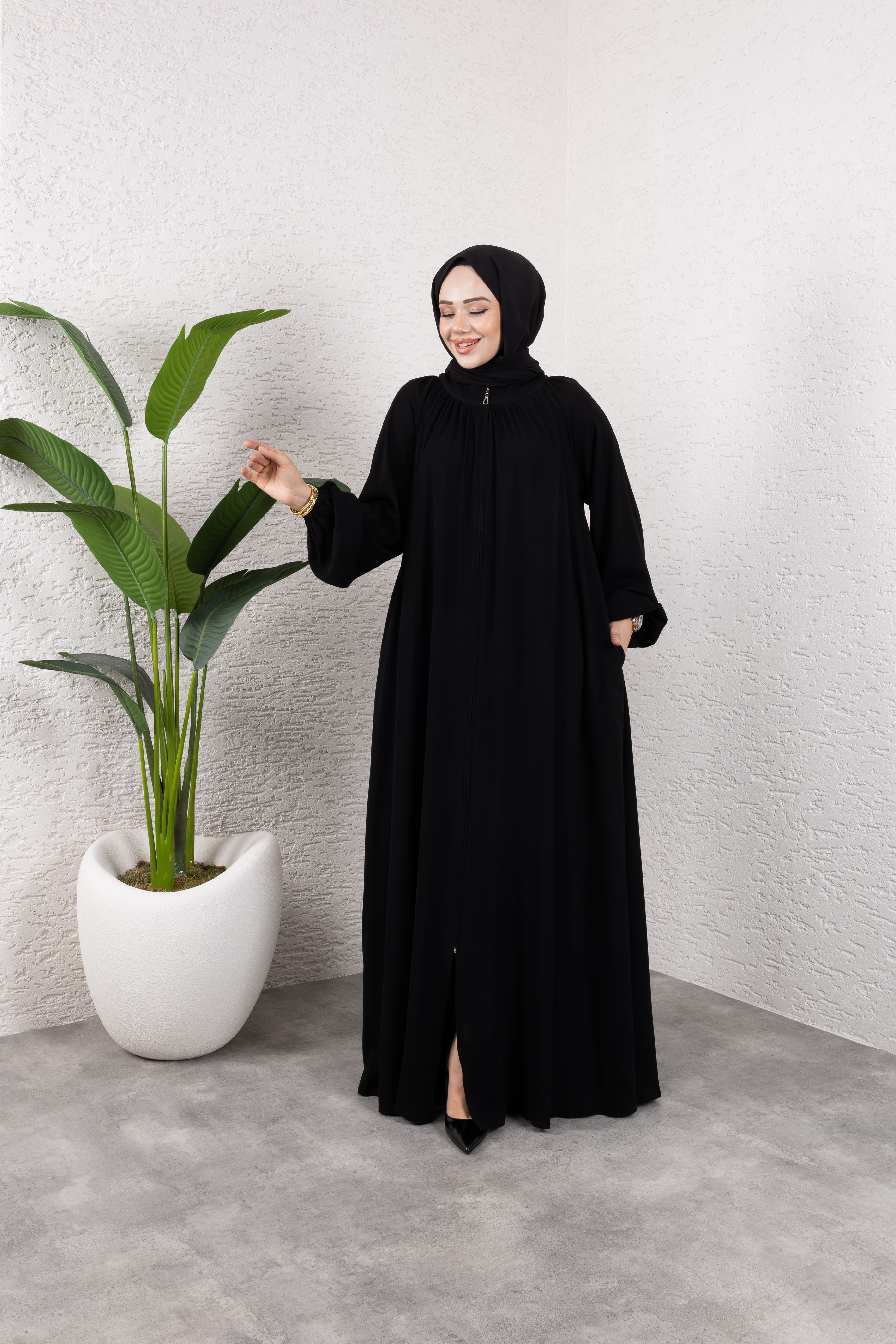 Tesettür Robalı Fermuar Detaylı Ferace