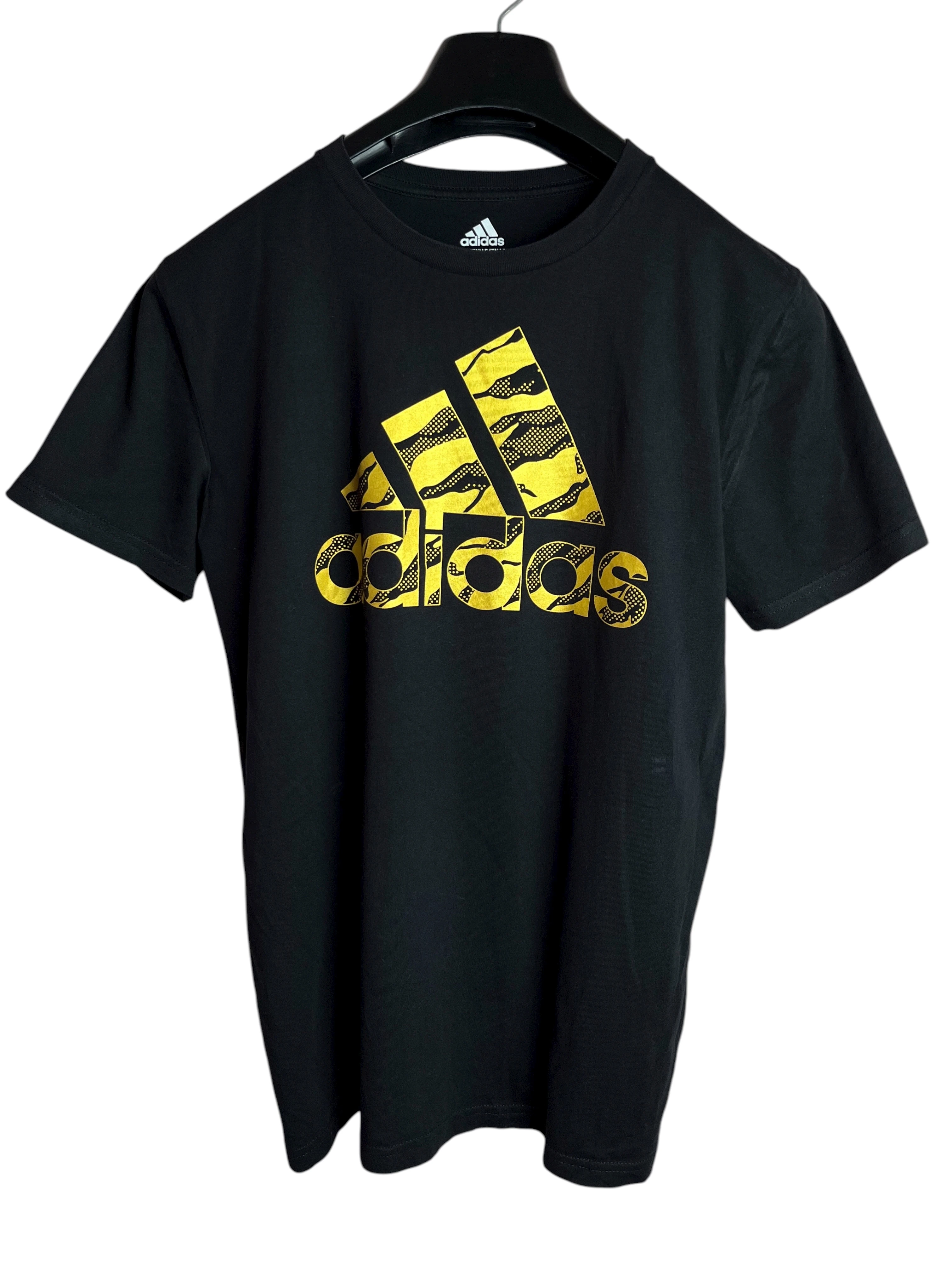 Adidas Original Casual T-Shirt (Medium)