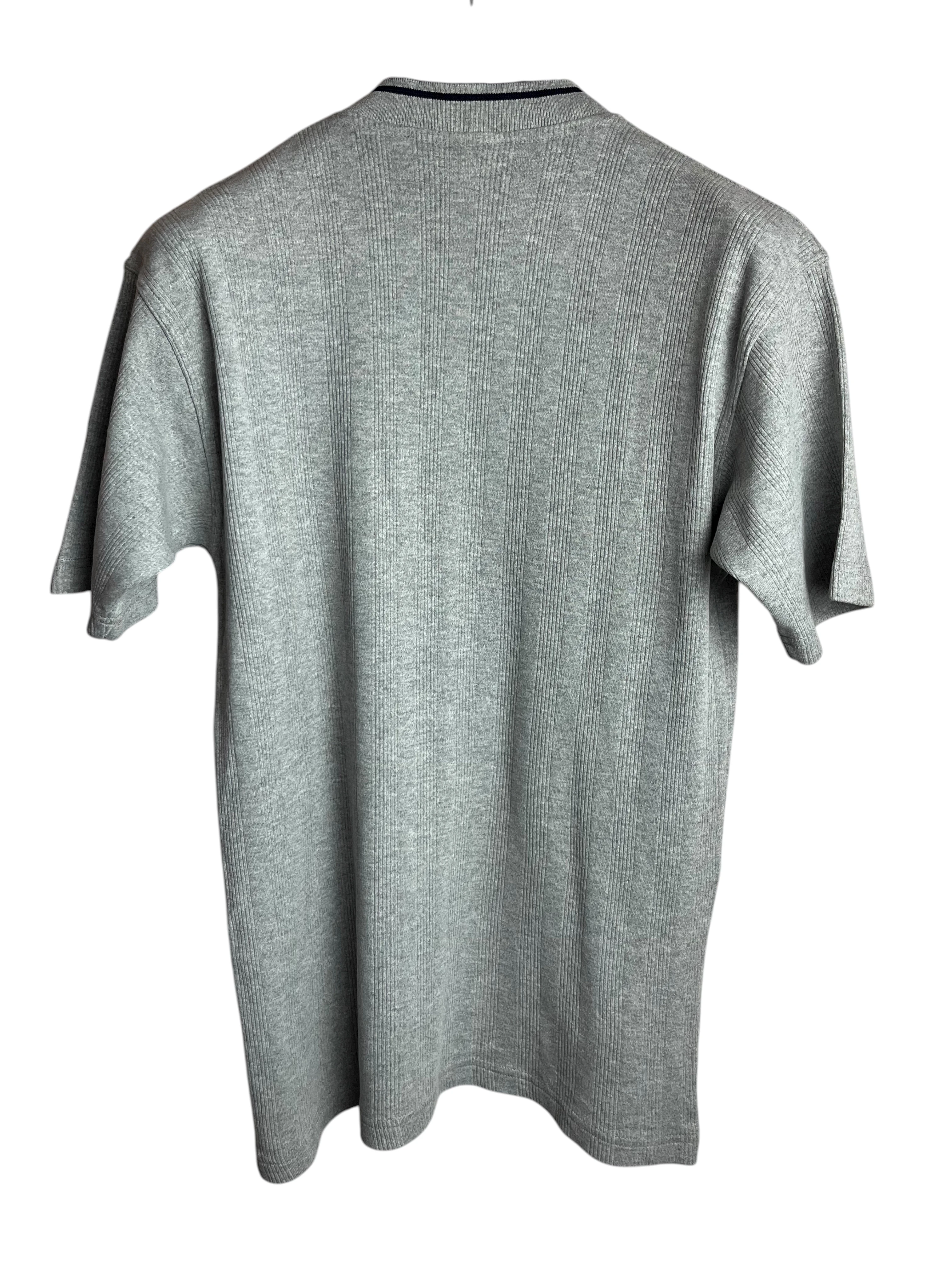 Nike Old School V Yaka T-Shirt (Large)