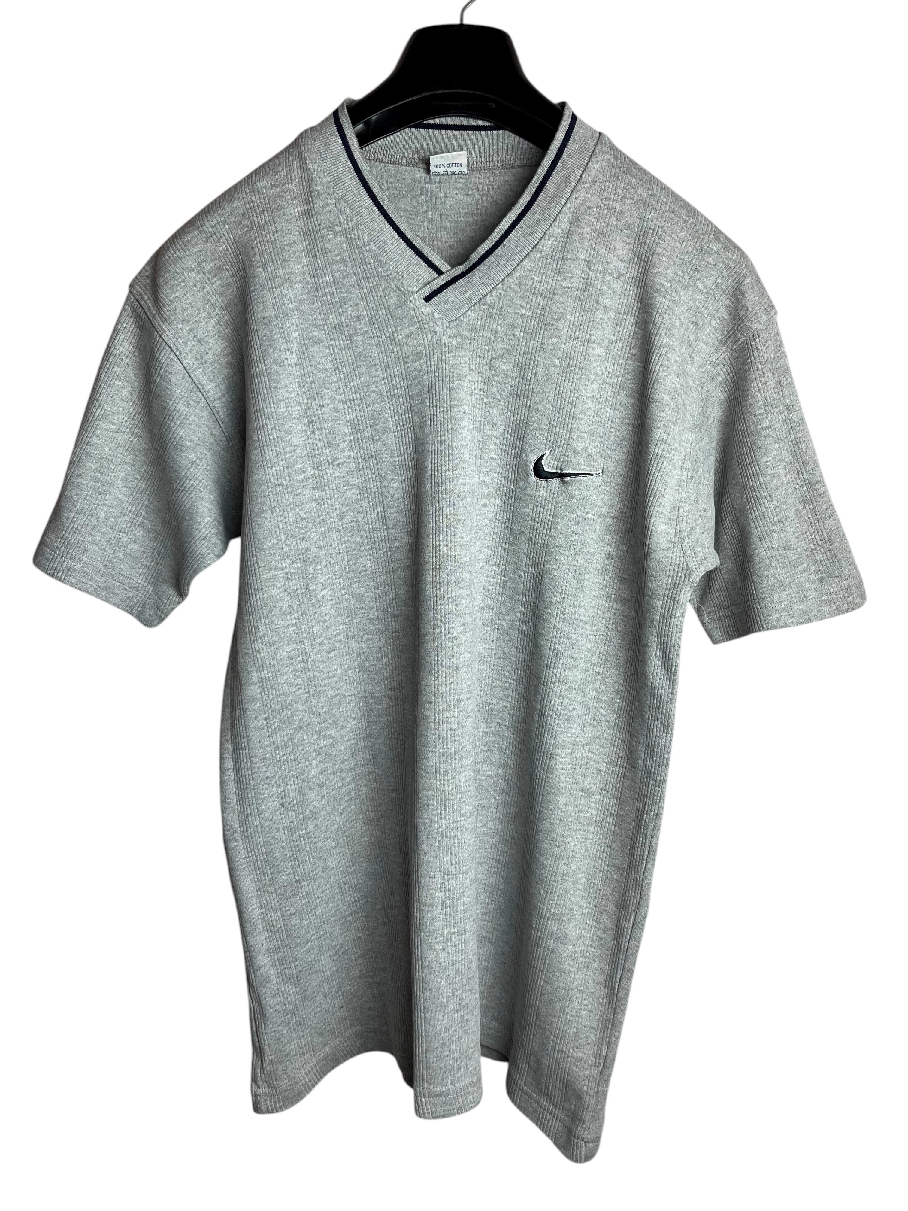 Nike Old School V Yaka T-Shirt (Large)