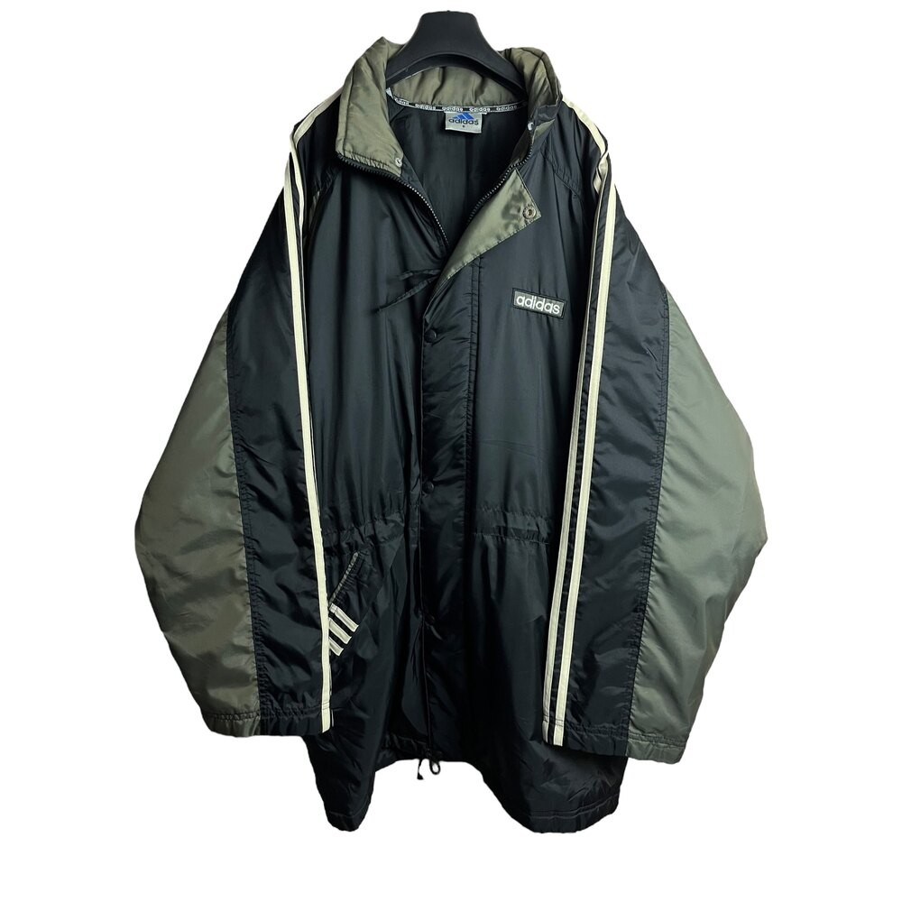 Adidas Original Vintage Mont  (XXL)