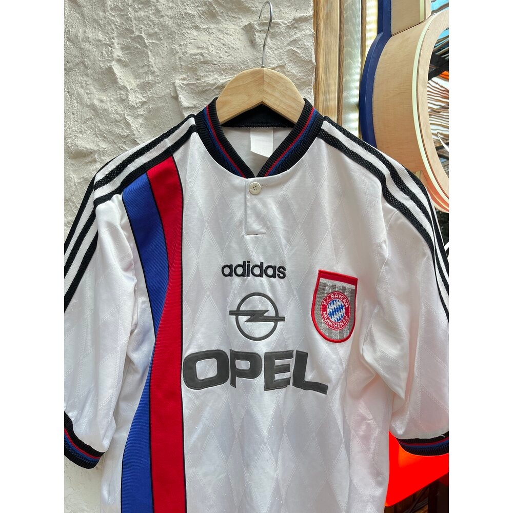 Bayern Munih 1995-97 Deplasman Koleksiyon Forma (Small)