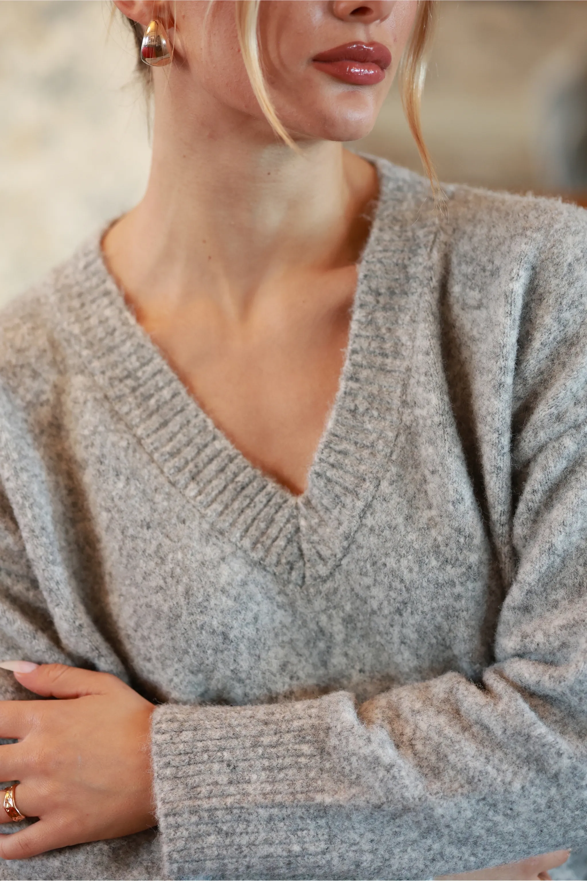 V YAKA OVERSİZE KAZAK