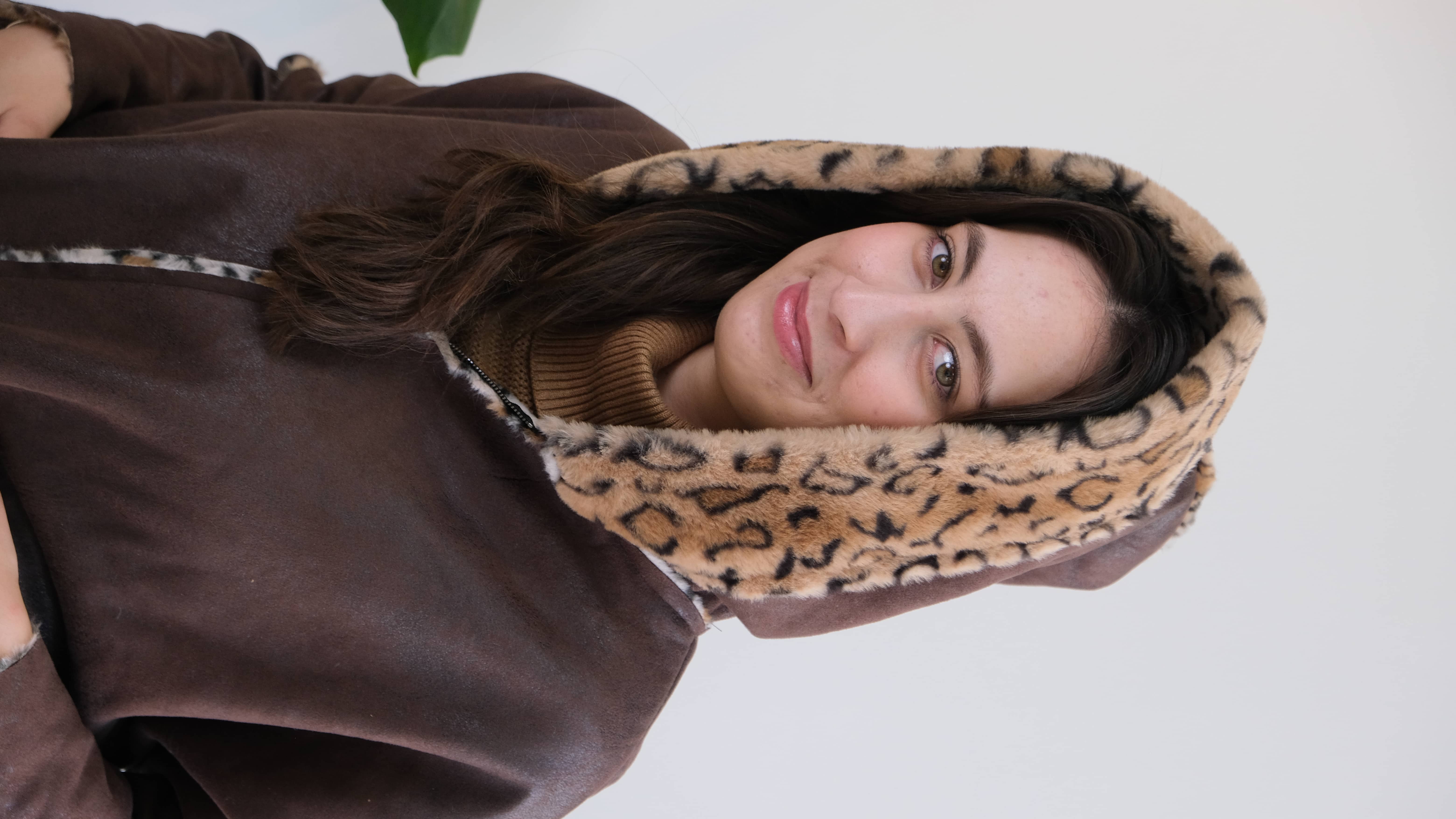 İtalyan İçi Leopar Desenli Cepli Güderi Kaban