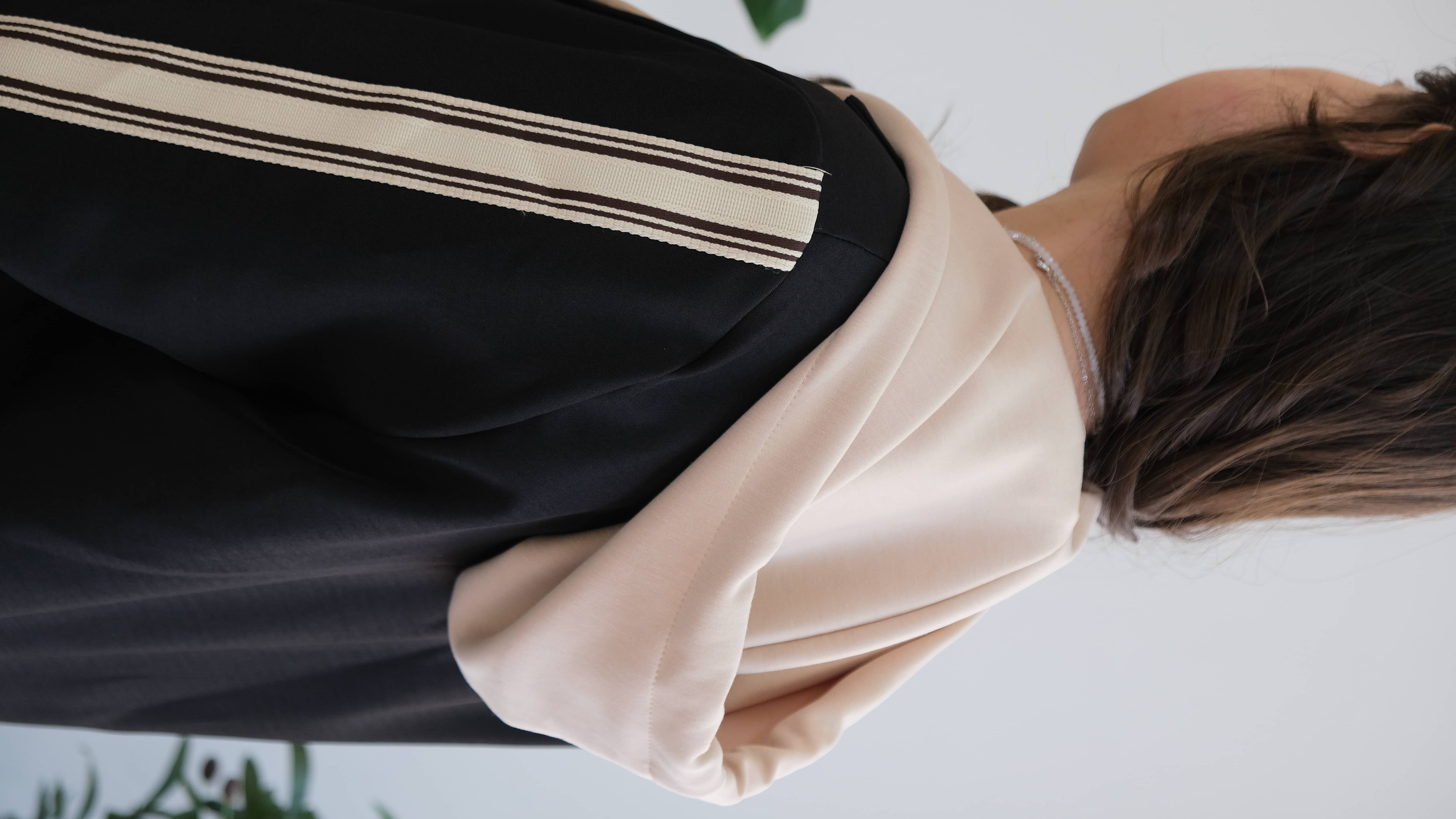 İtalyan Kapüşonlu Kollar Şeritli Blazer 