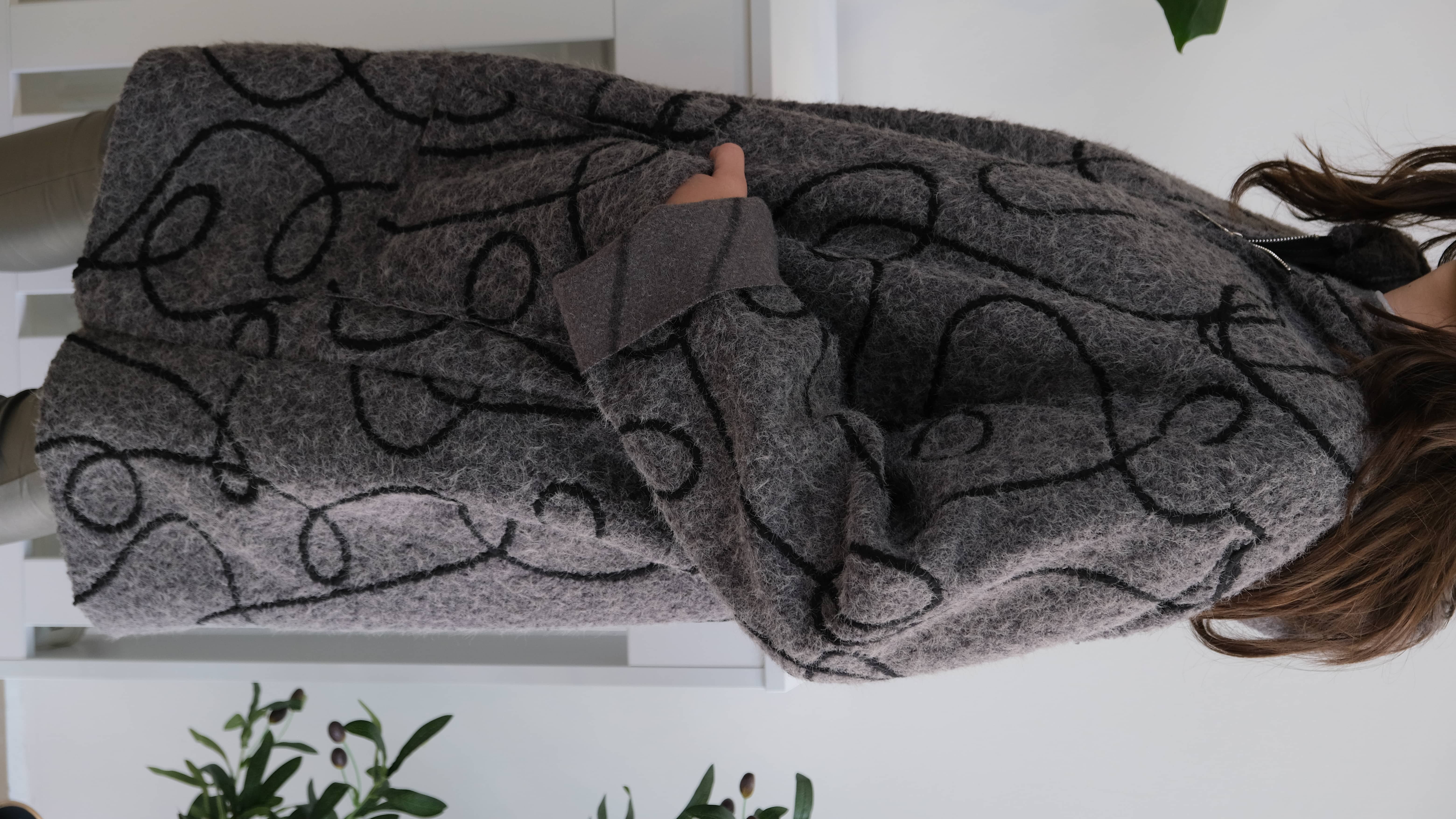 İtalyan Kapüşonlu Halat Çizgili Keçe Uzun Geniş Kalıp Kaban