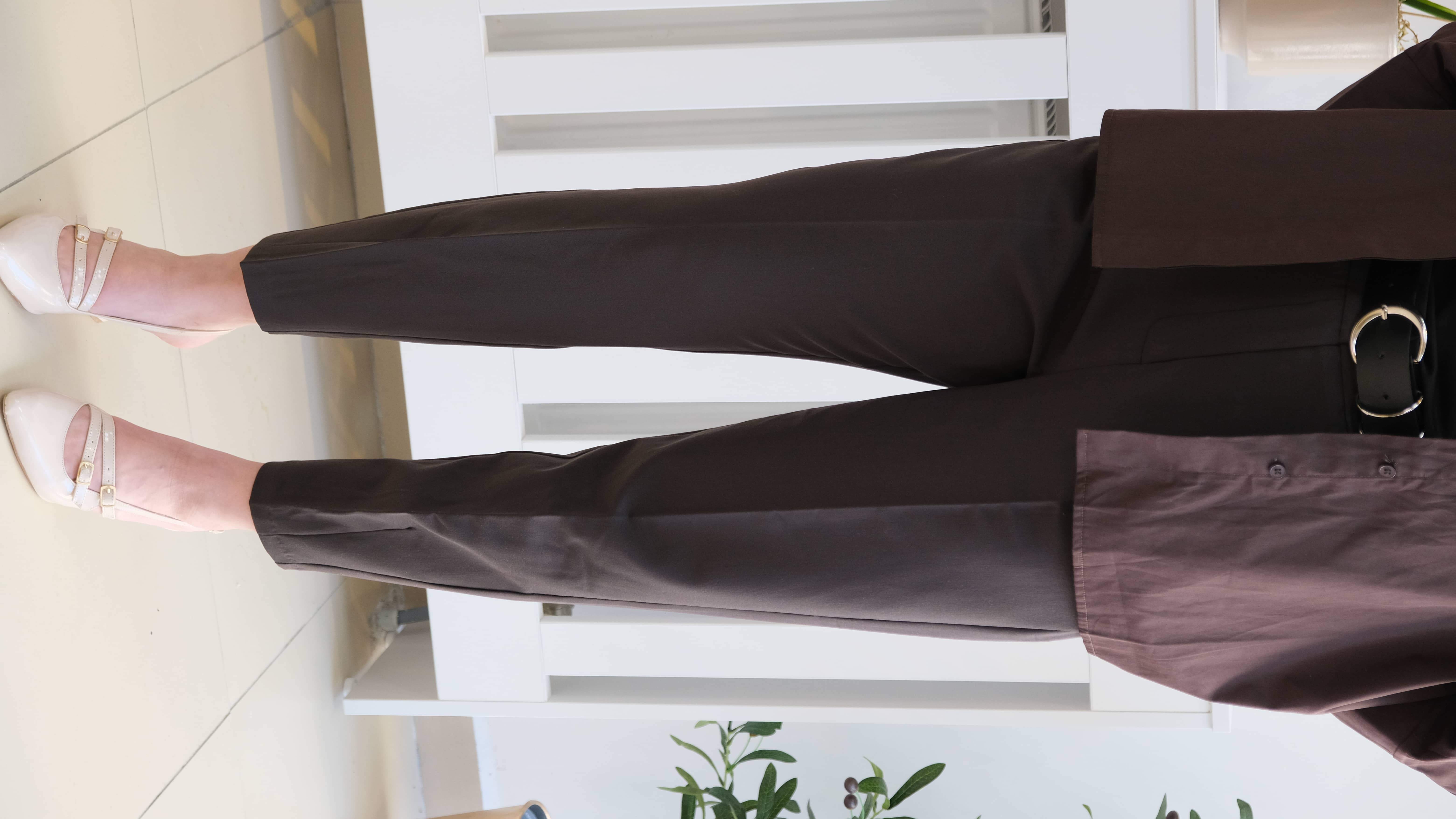 Havuç Paça Kemerli Paça Dikişli Kumaş Pantolon  - Acı Kahve