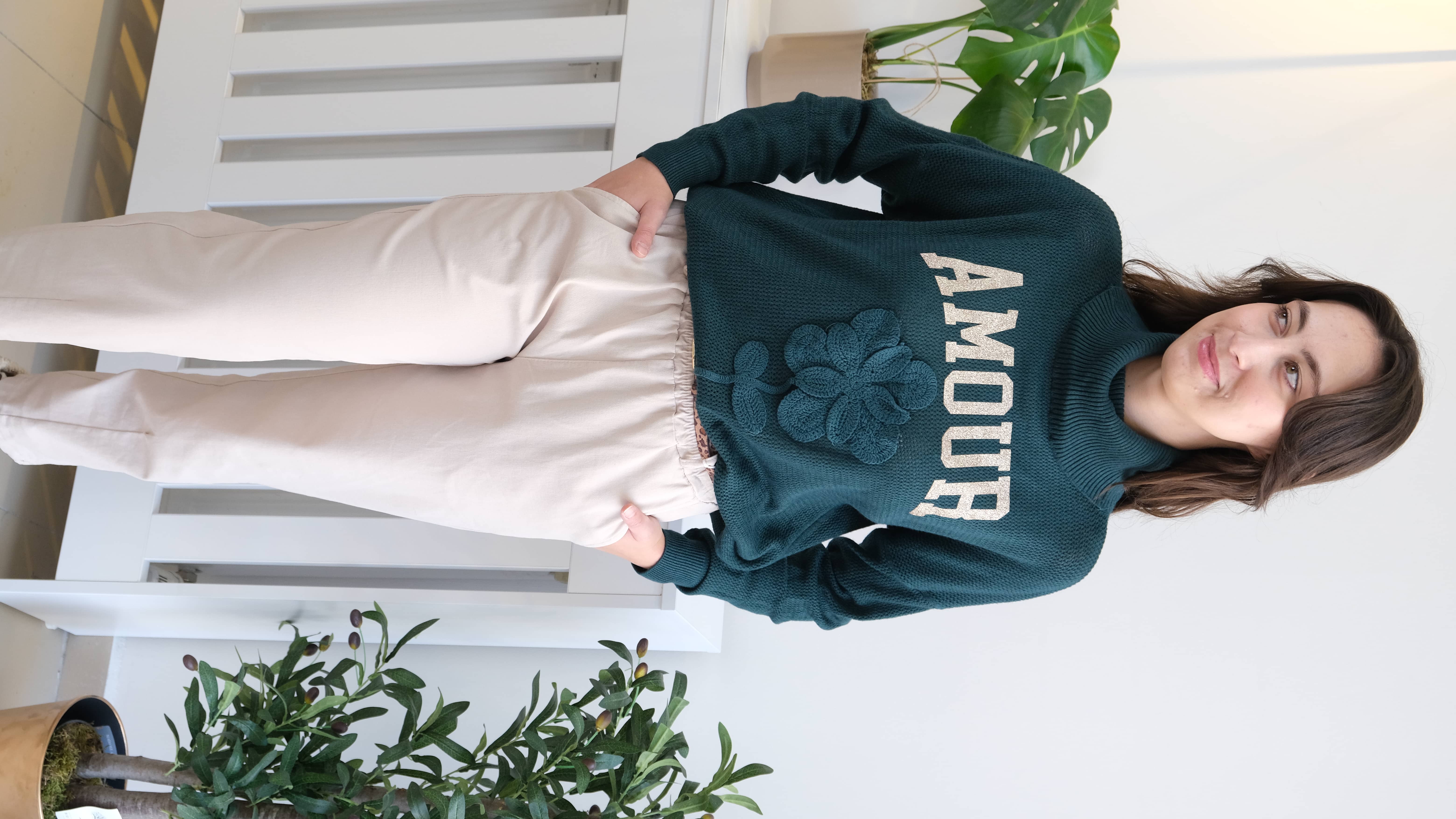 İtalyan Gold Amour Yazılı Gül Kabartmalı Degaje Yaka Triko  - Zümrüt Yeşil